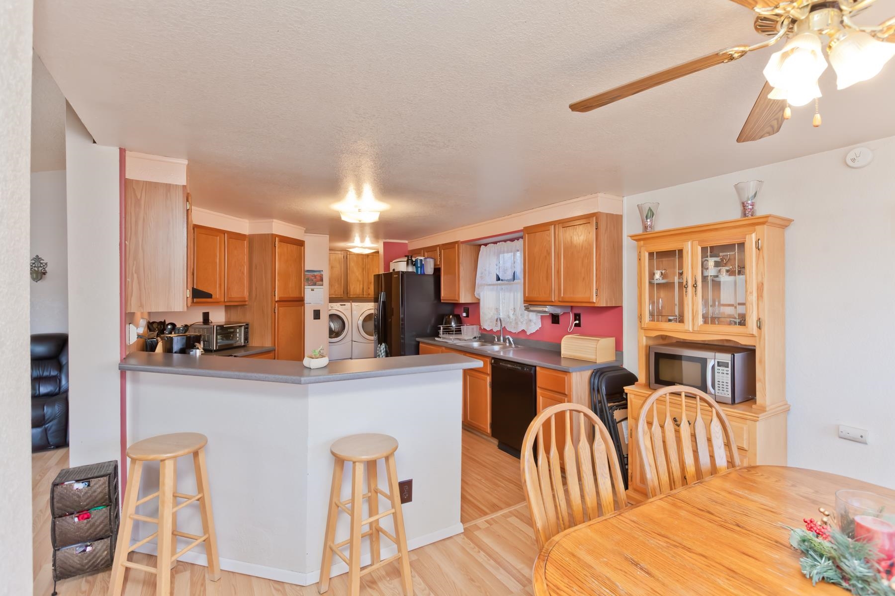 416 Meadowvale Way Property Photo 11