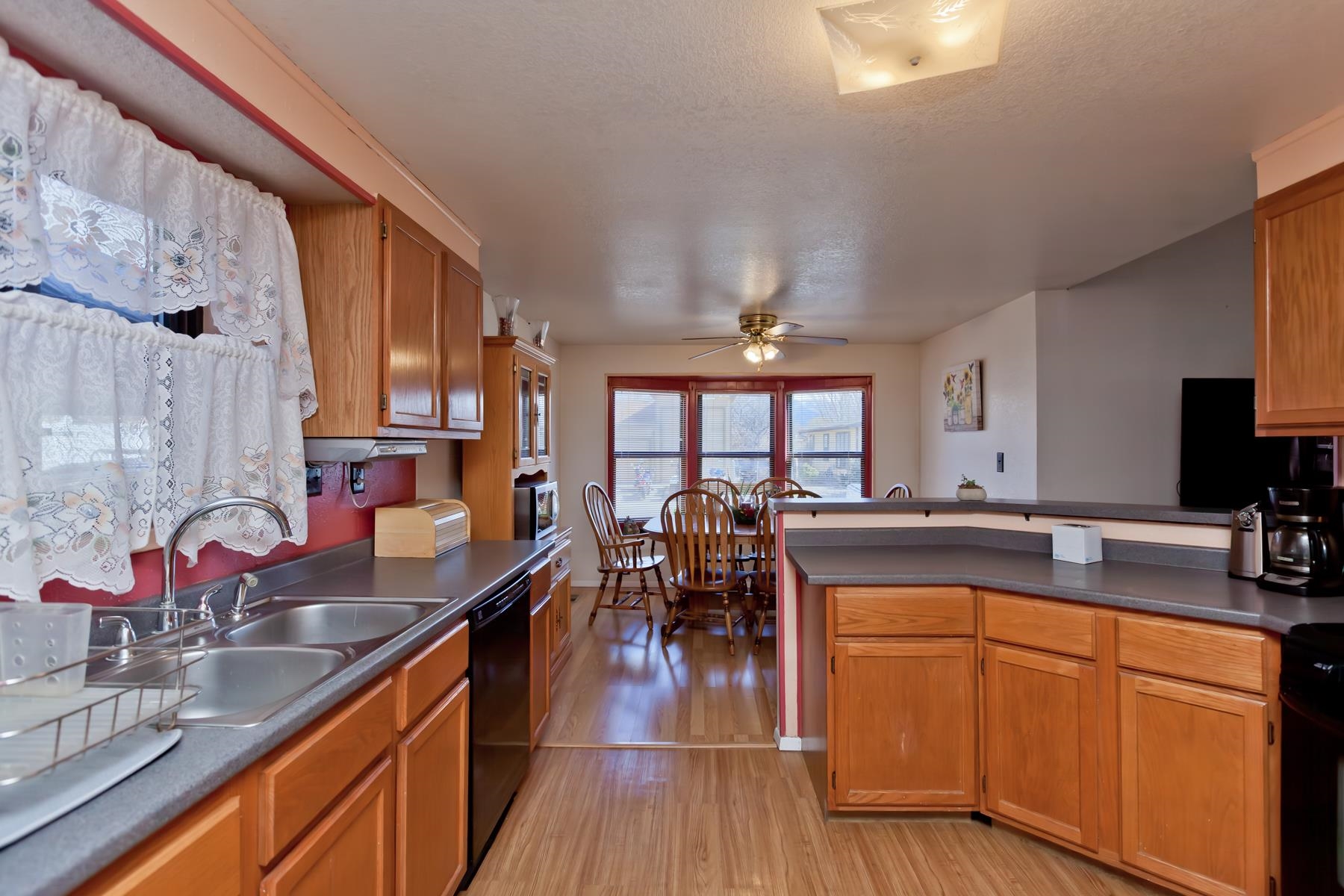 416 Meadowvale Way Property Photo 13