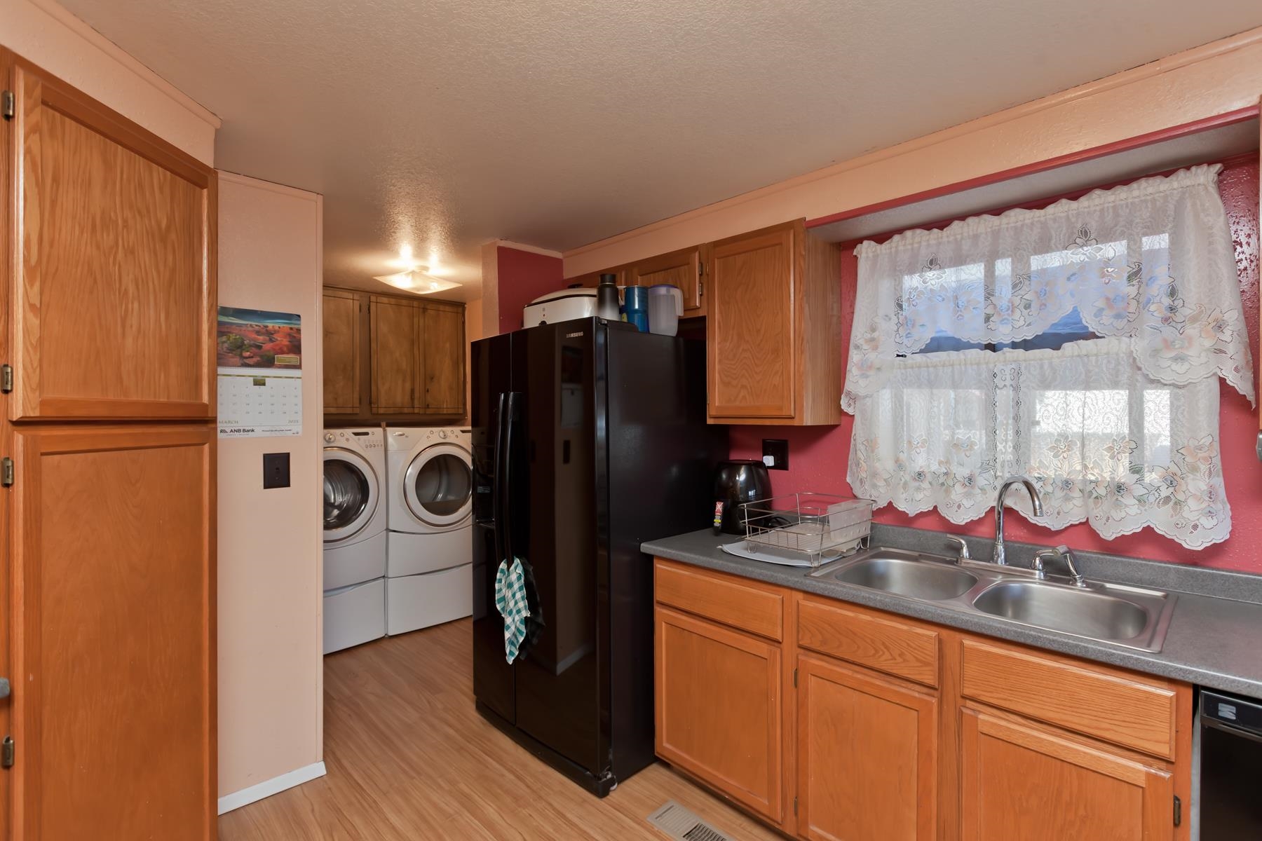416 Meadowvale Way Property Photo 17