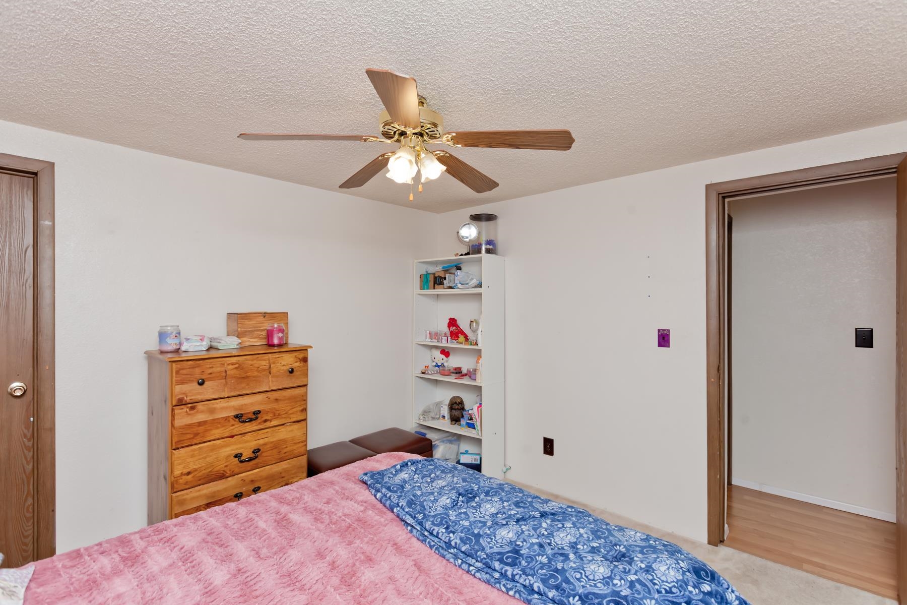 416 Meadowvale Way Property Photo 32