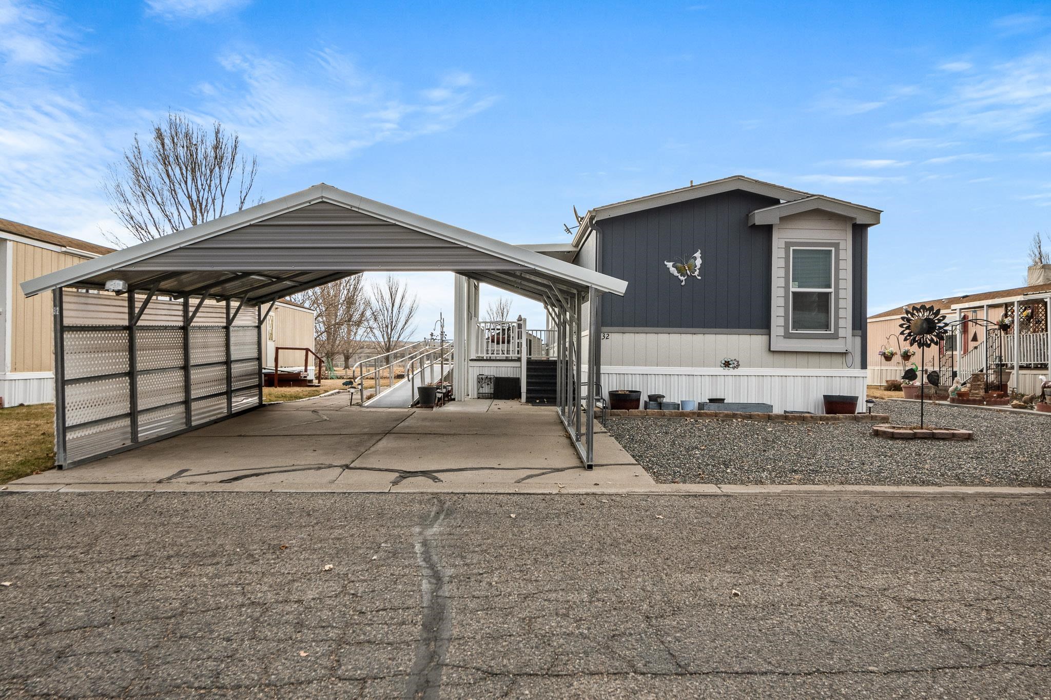 3251 E Road Property Photo