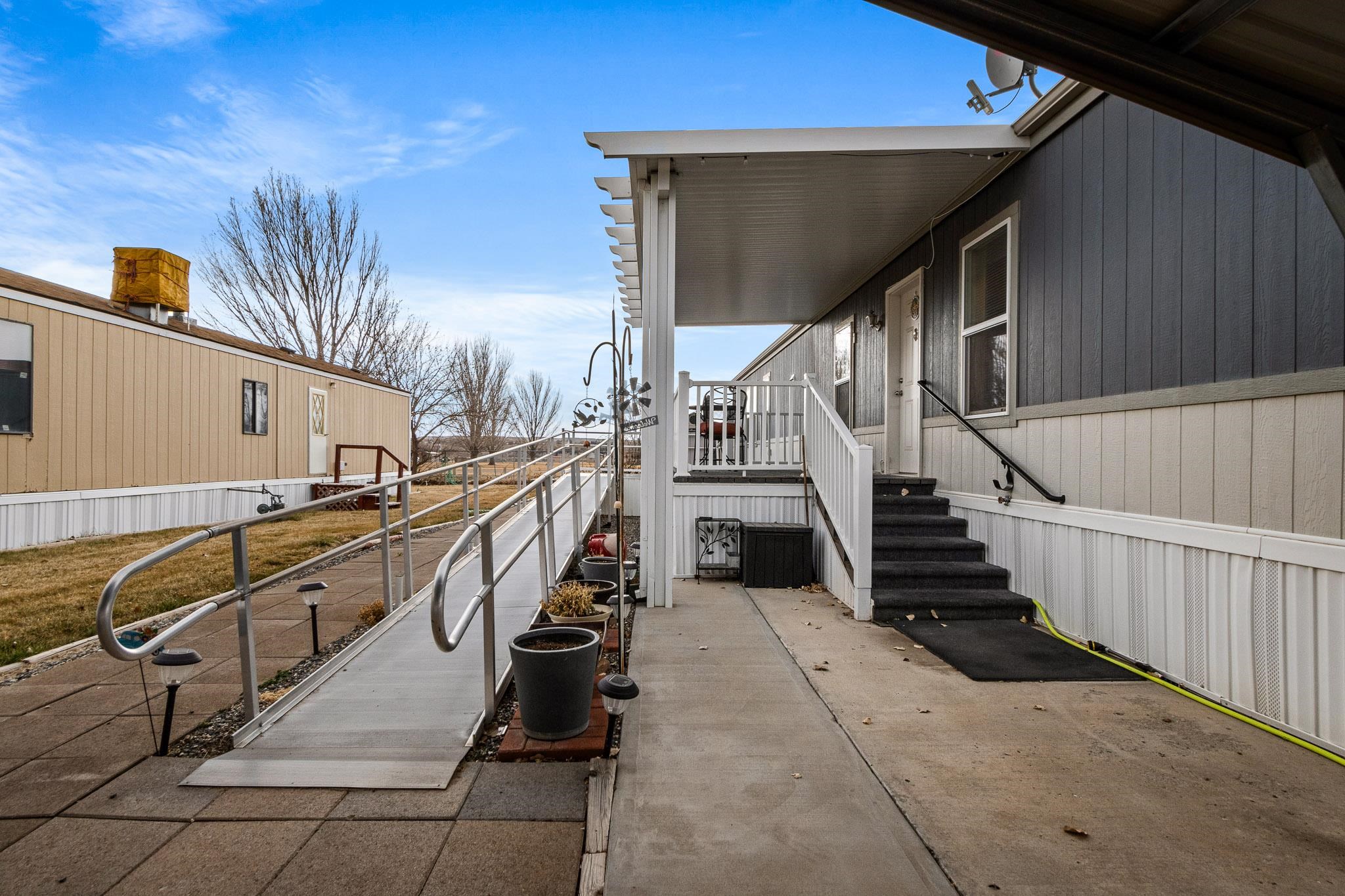 3251 E Road Property Photo 4
