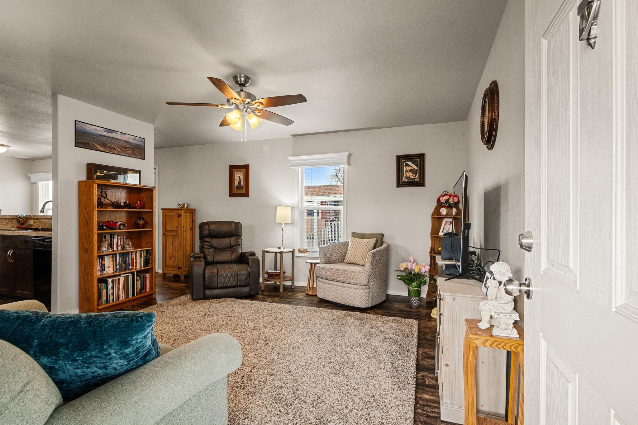 3251 E Road Property Photo 8