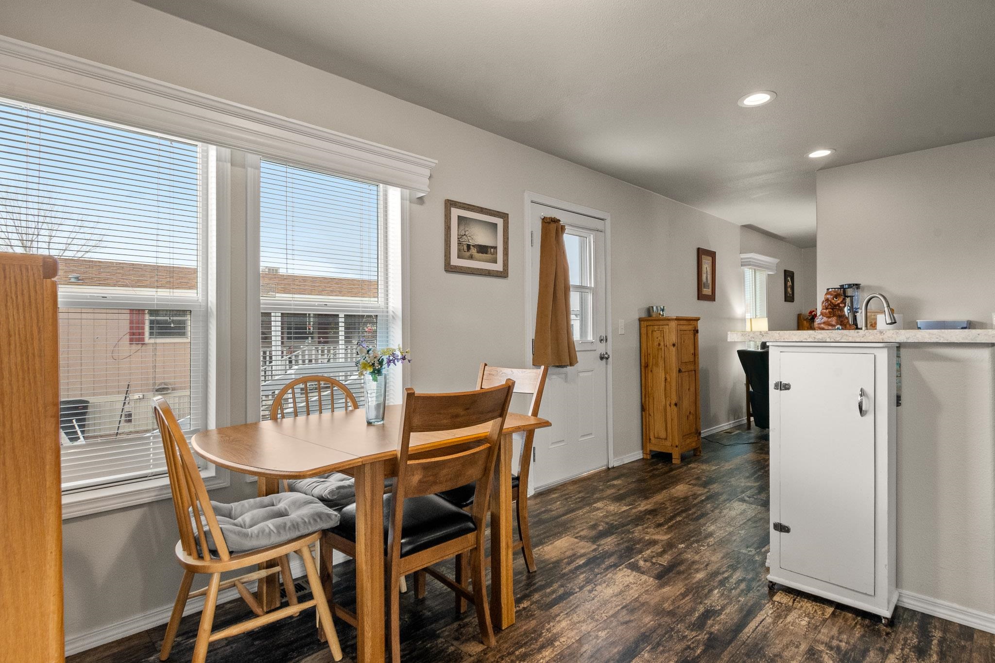 3251 E Road Property Photo 18