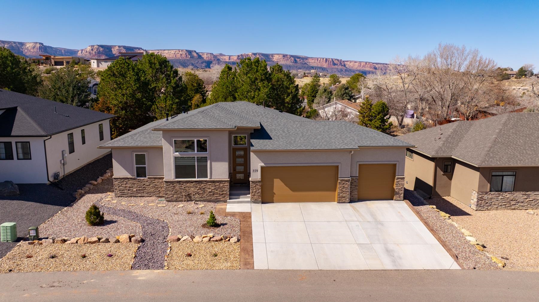 359 Aiguille Drive Property Photo