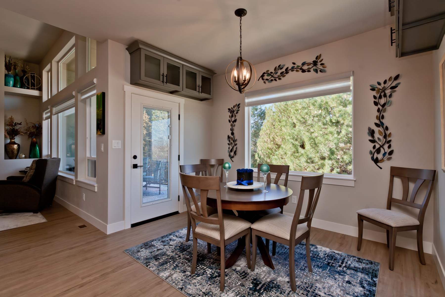 359 Aiguille Drive Property Photo 11
