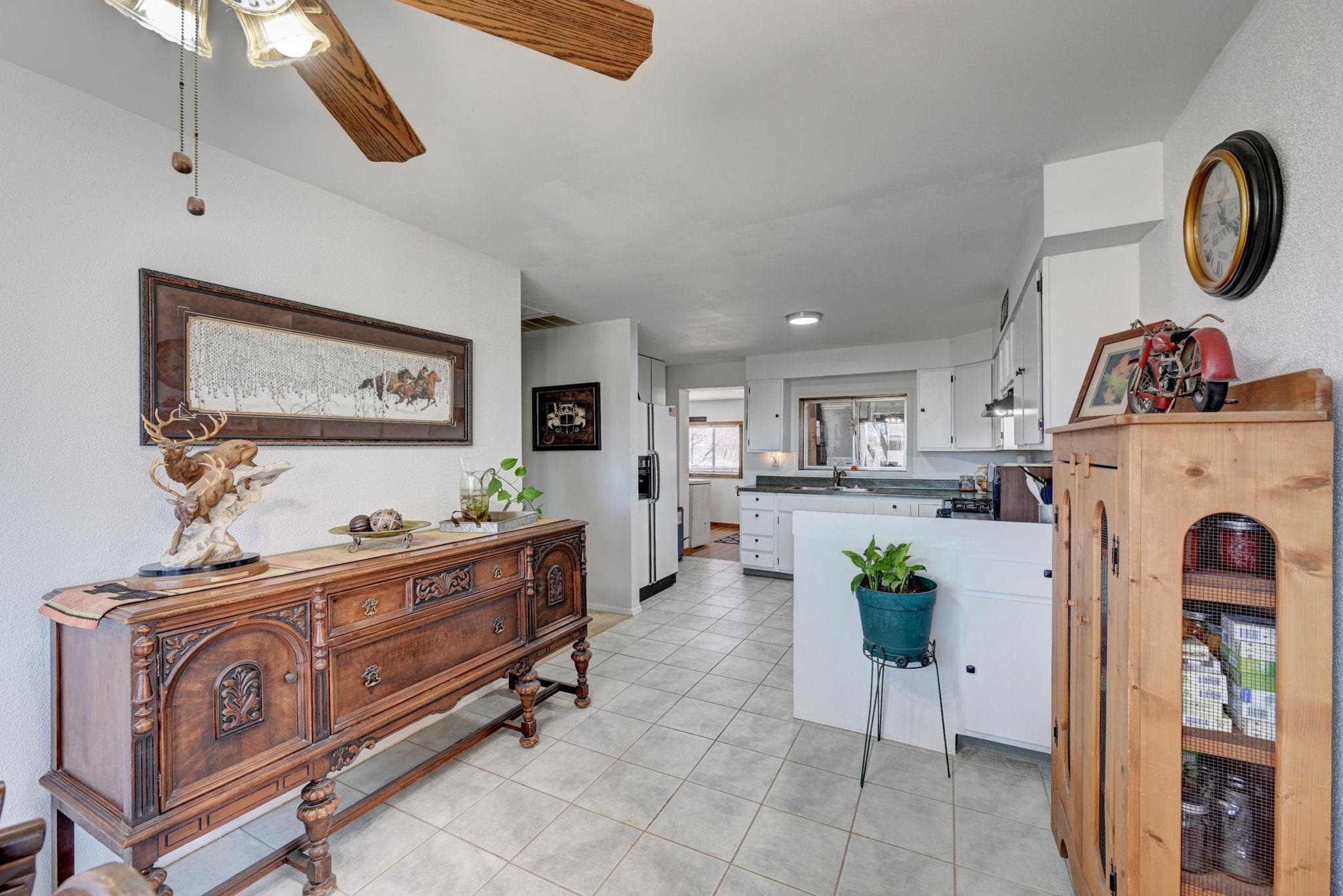 660 33 Road Property Photo 6