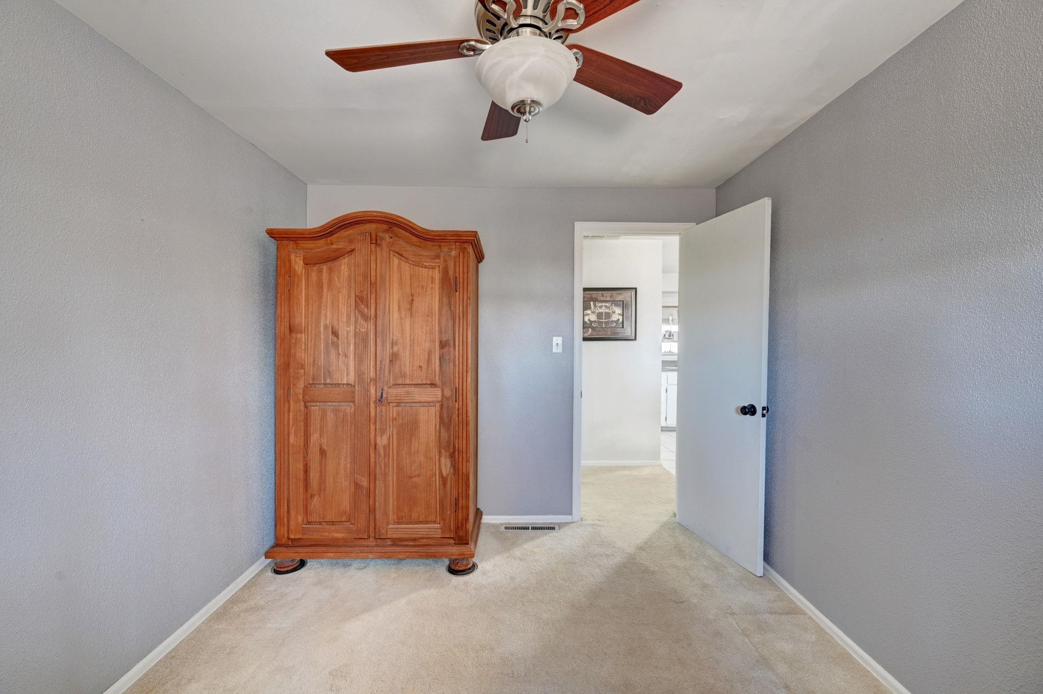 660 33 Road Property Photo 13