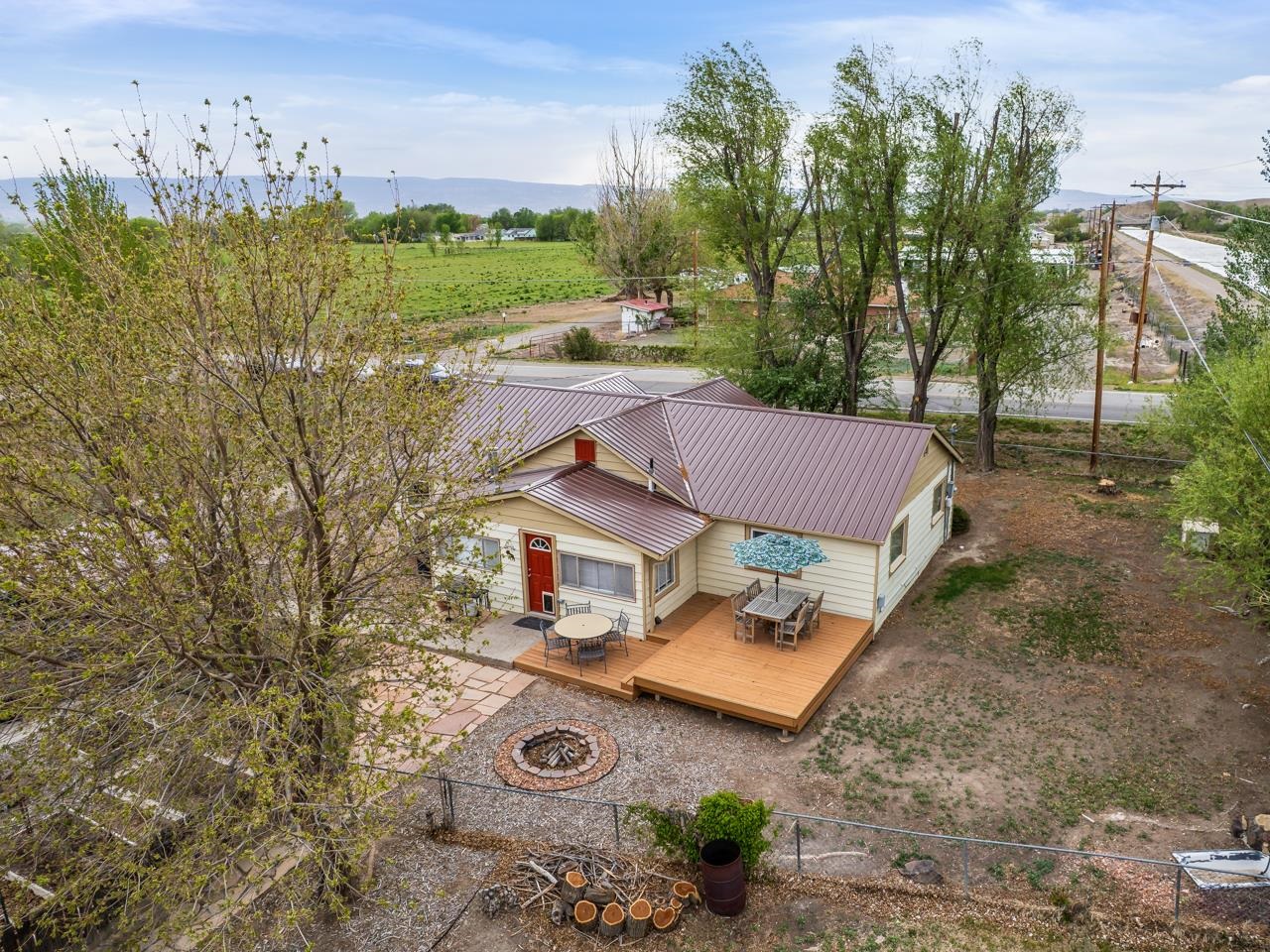 660 33 Road Property Photo 28