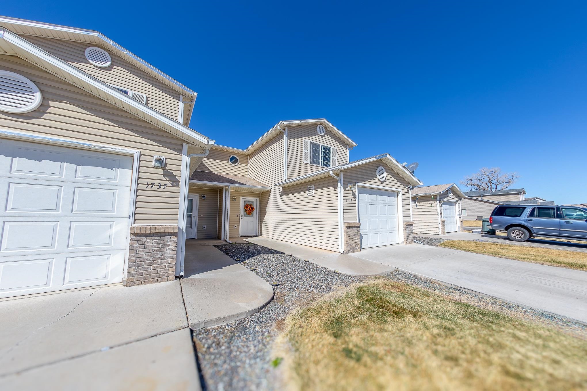 1735 Christopher Court Property Photo