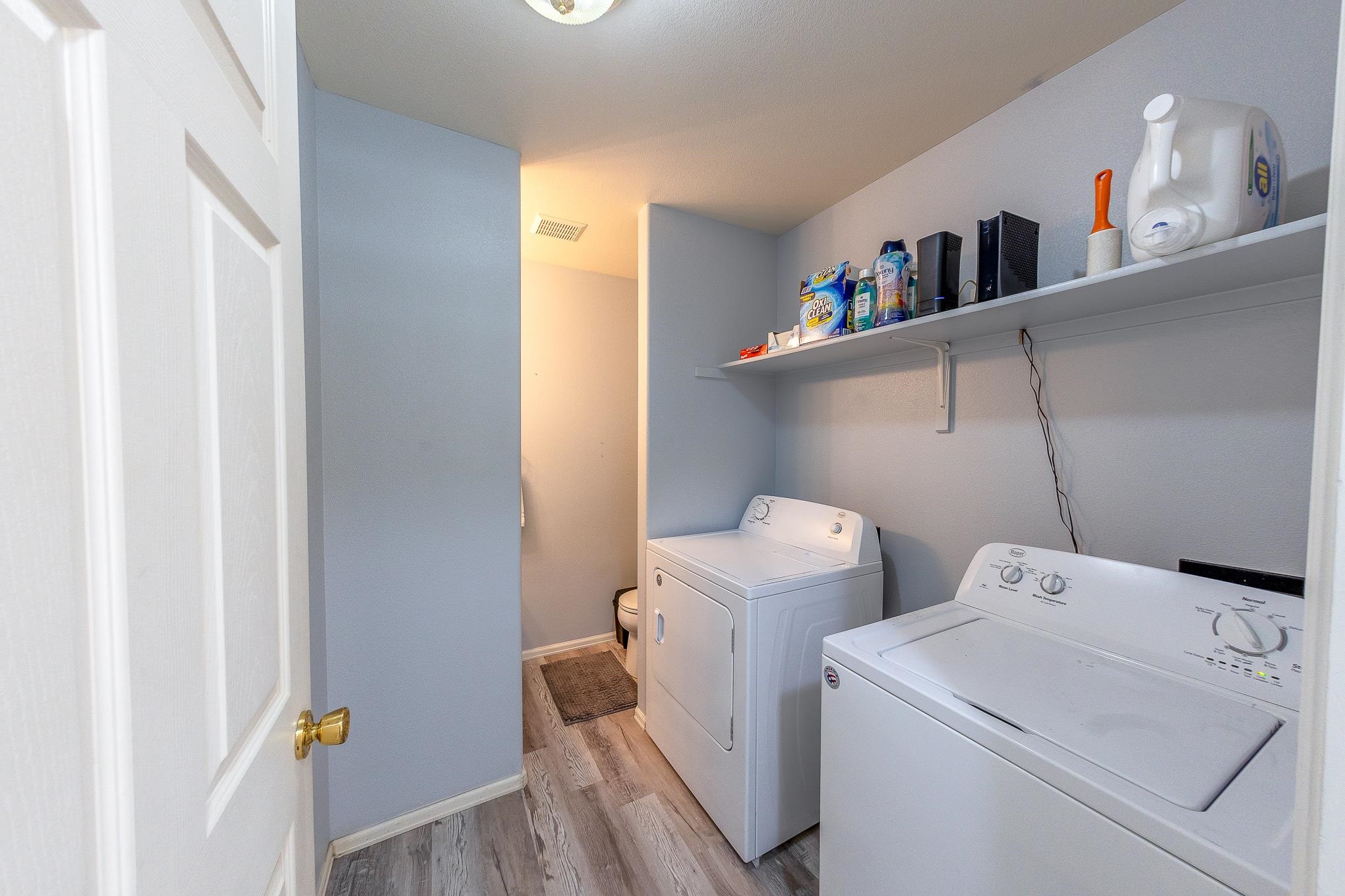 1735 Christopher Court Property Photo 7
