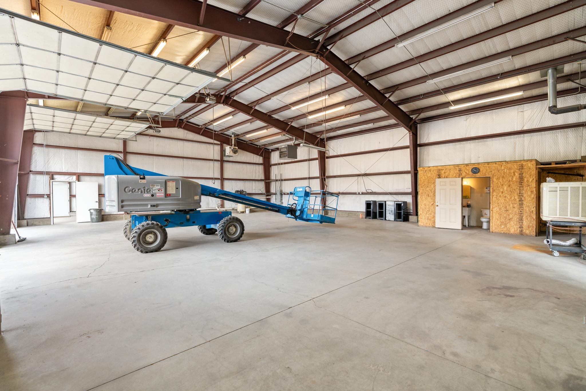 14705 Highway 6&24 Property Photo 8