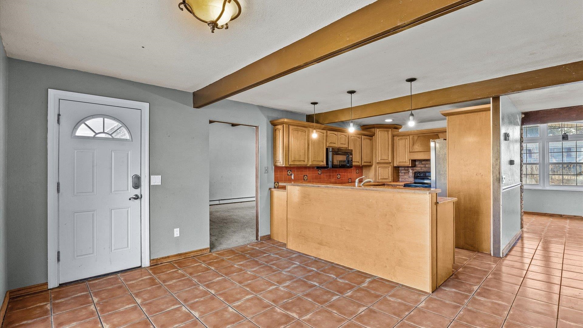 2292 Pawnee Drive Property Photo 6