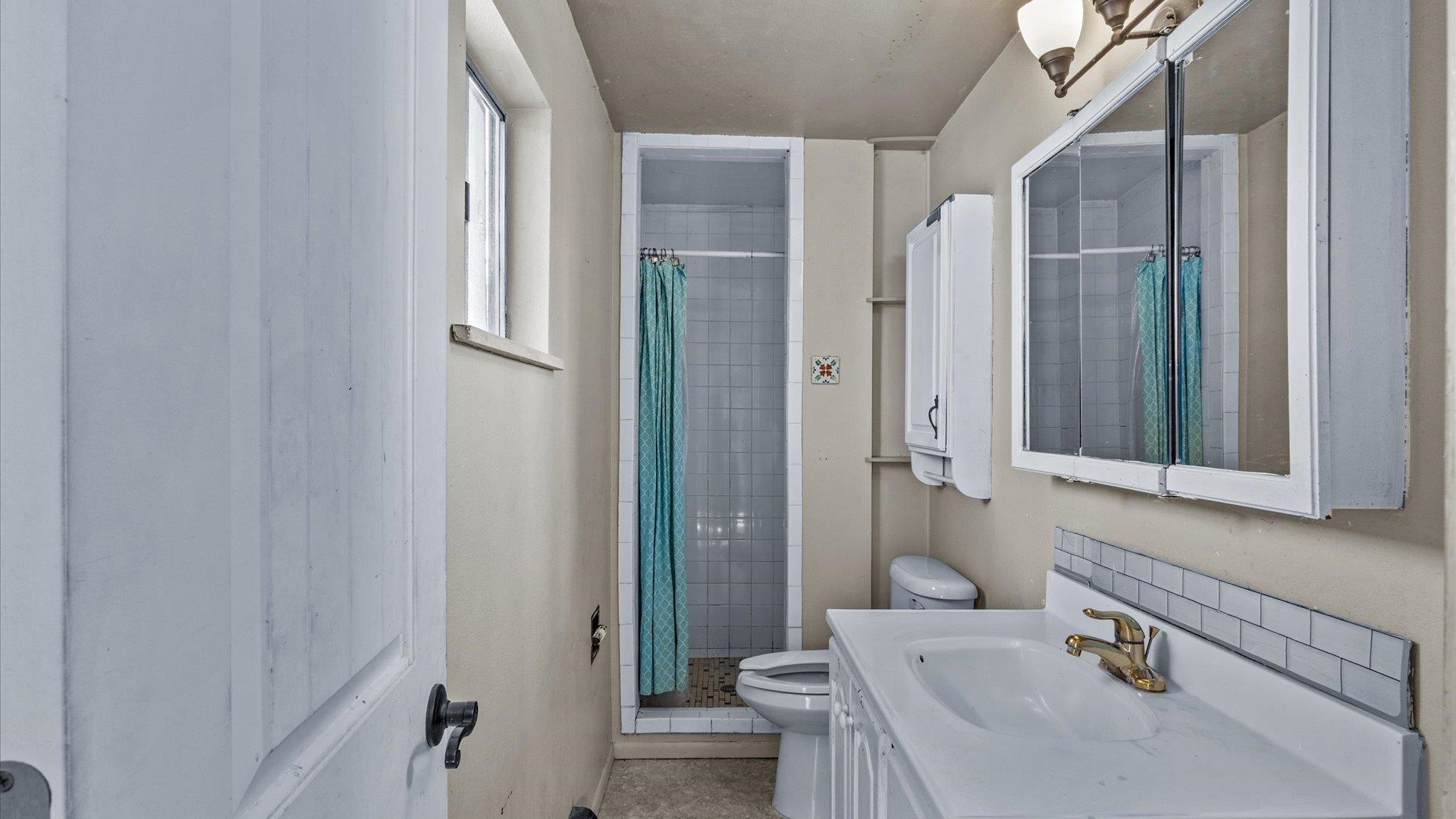 2292 Pawnee Drive Property Photo 15