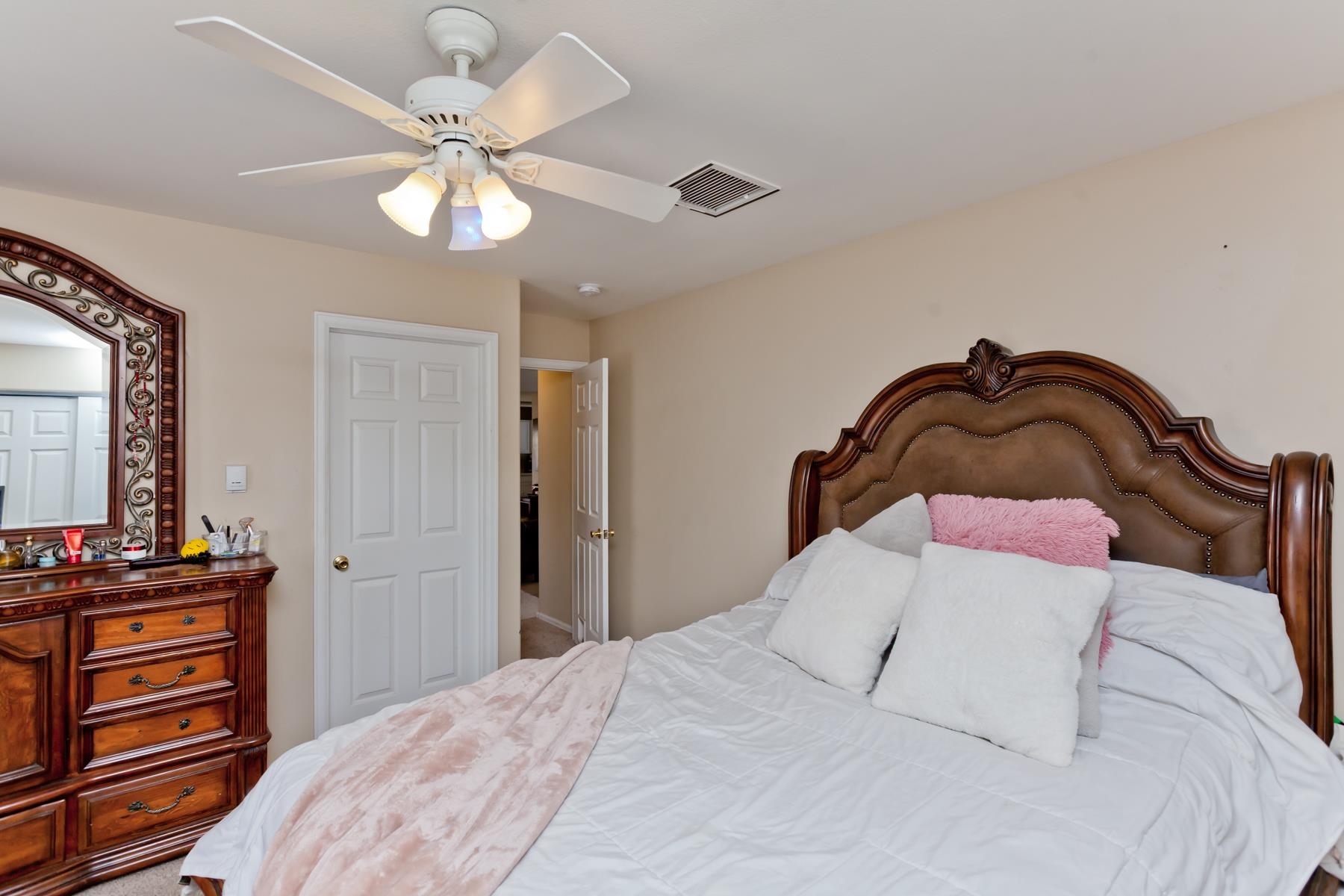 2939 N Palace Circle Property Photo 12