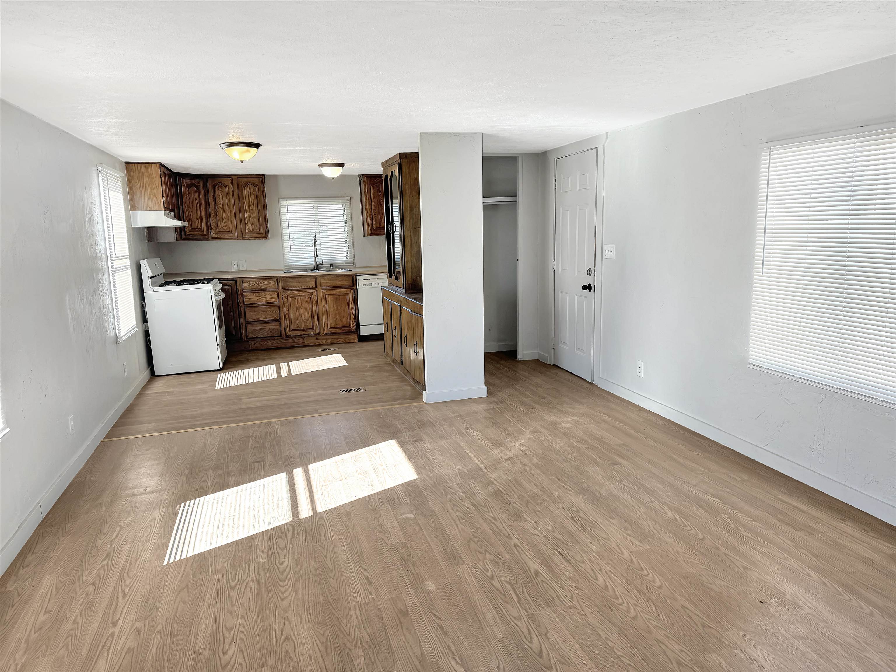 424 32 Road Property Photo 2