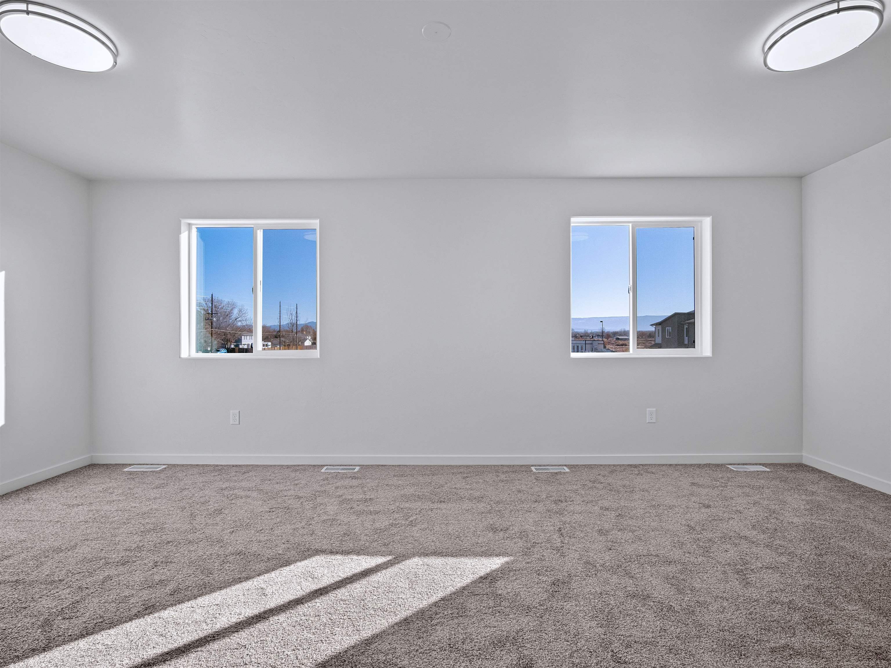 2772 Caspian Way Property Photo 32