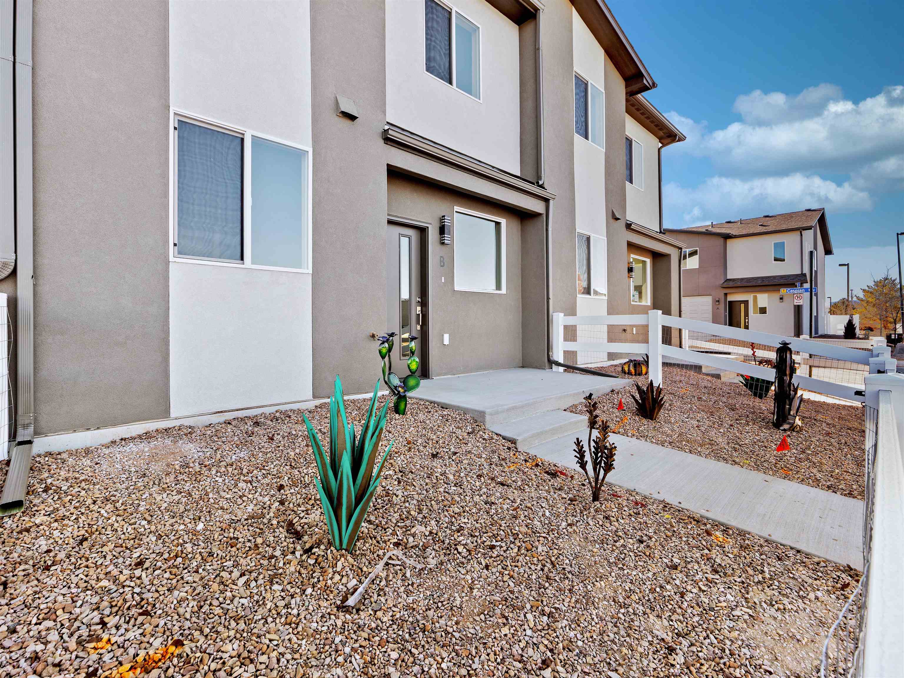 2772 Caspian Way Property Photo 36