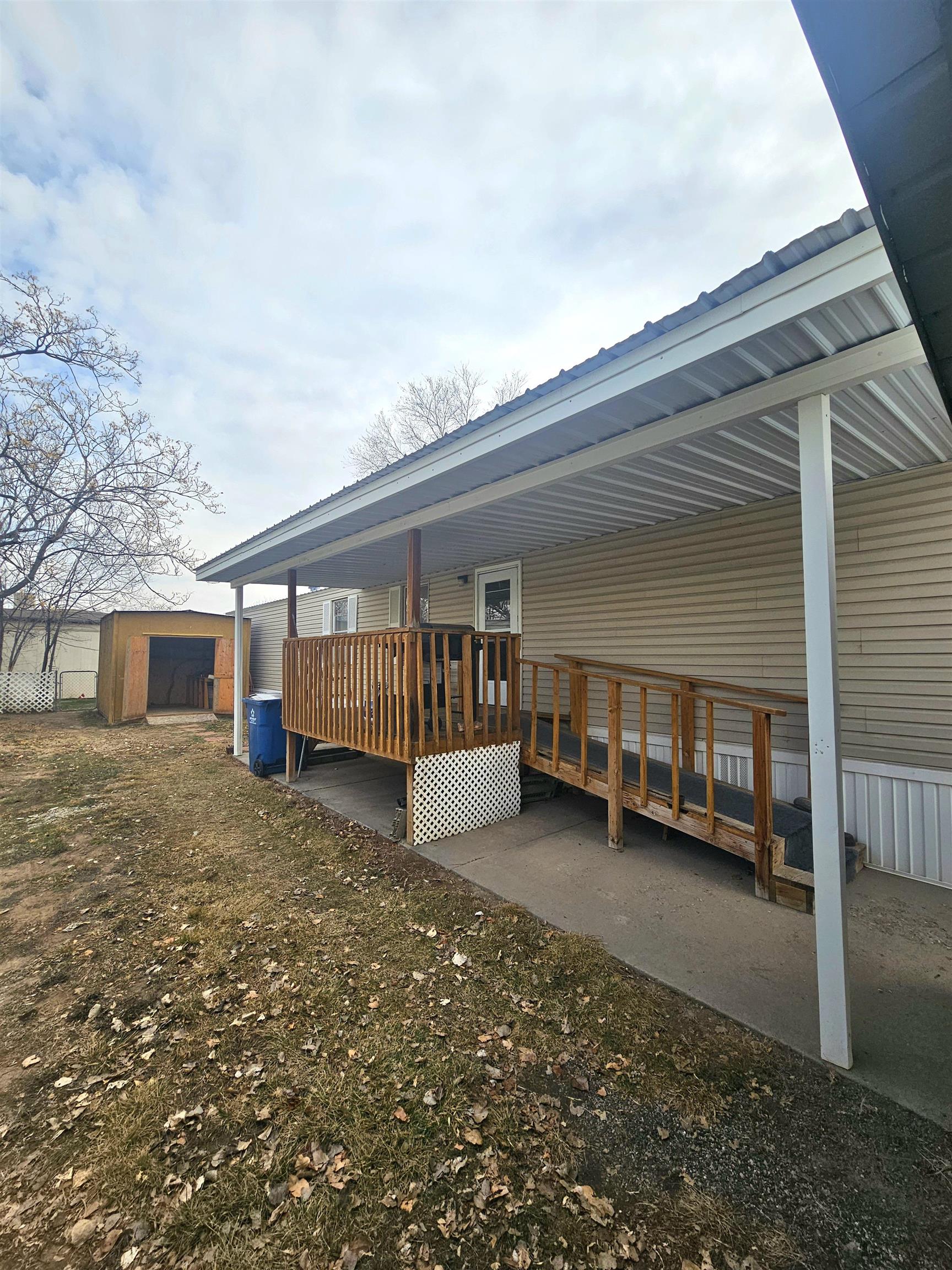 585 25 1/2 Road Property Photo 5