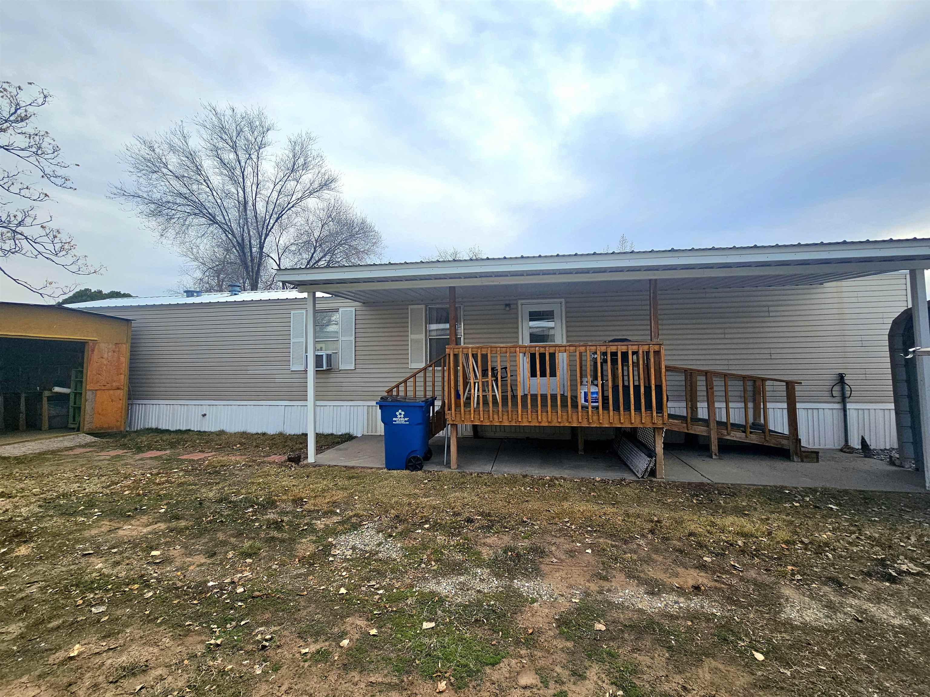 585 25 1/2 Road Property Photo 6