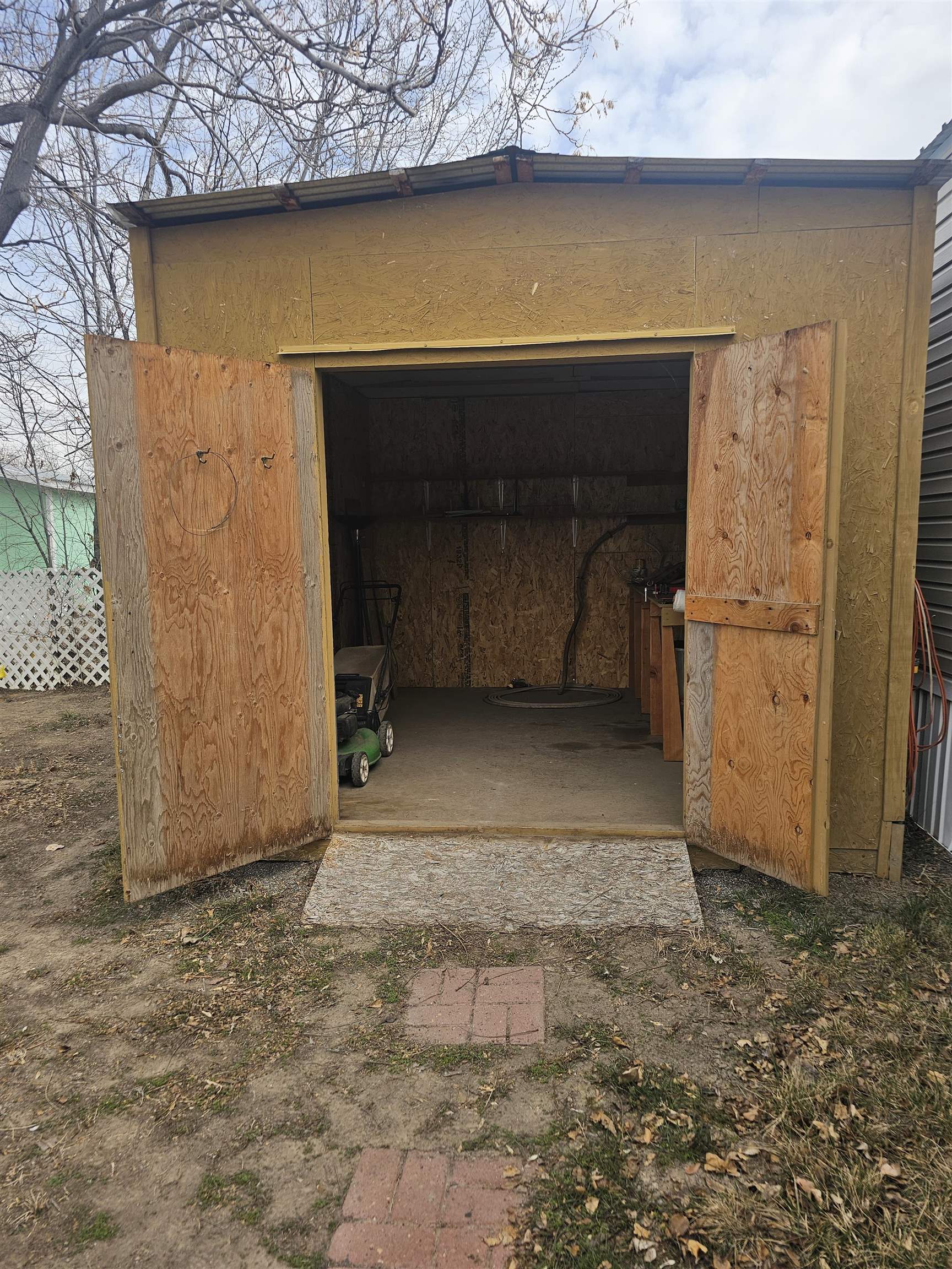 585 25 1/2 Road Property Photo 7
