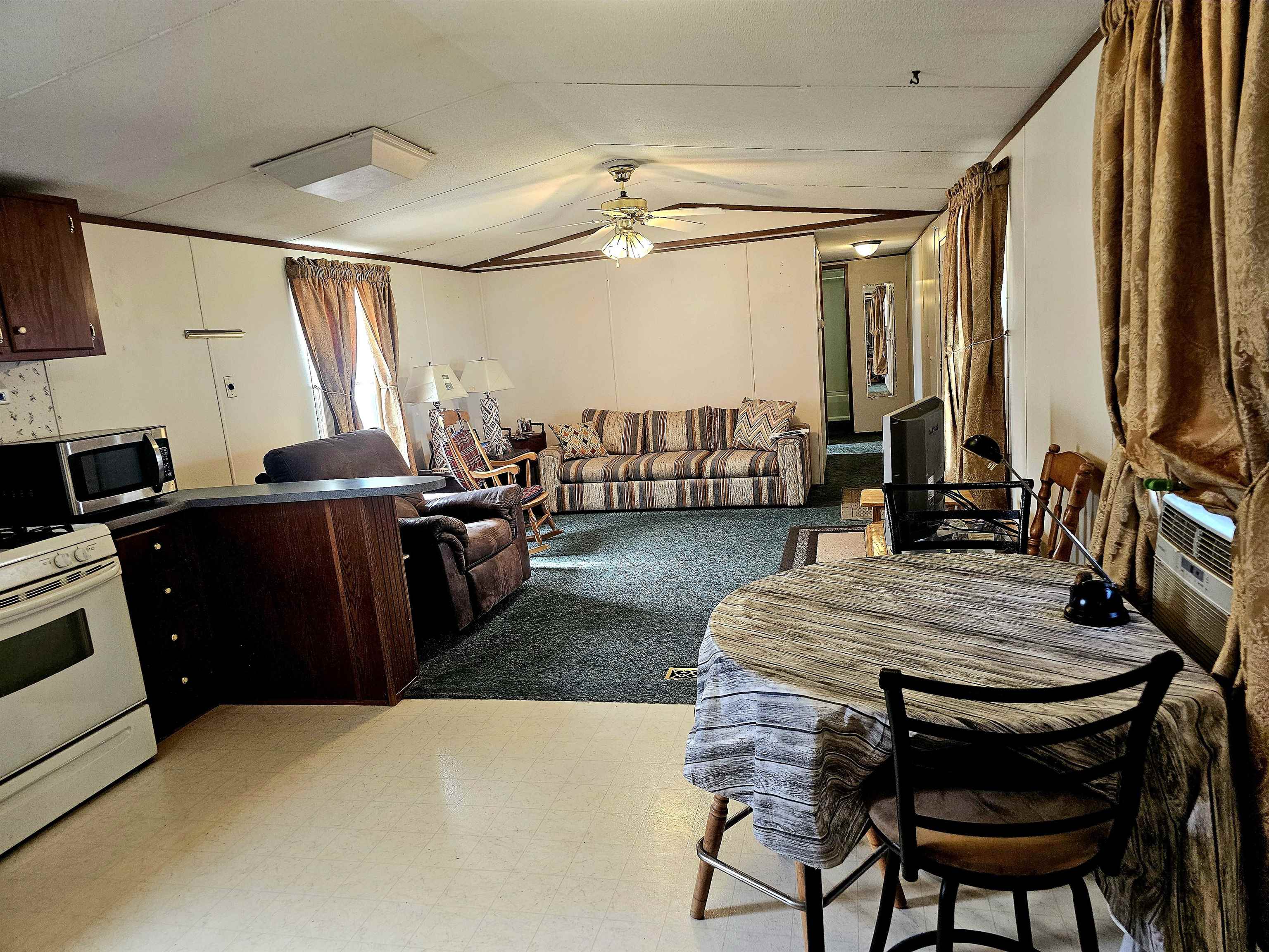 585 25 1/2 Road Property Photo 9