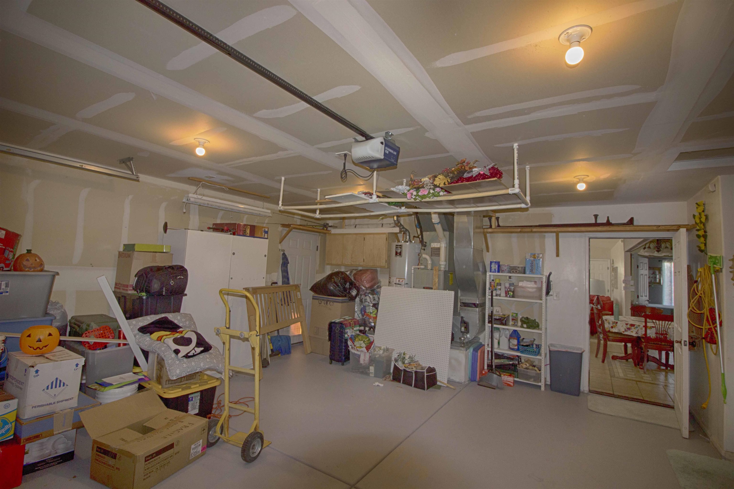 556 Acacia Avenue Property Photo 10