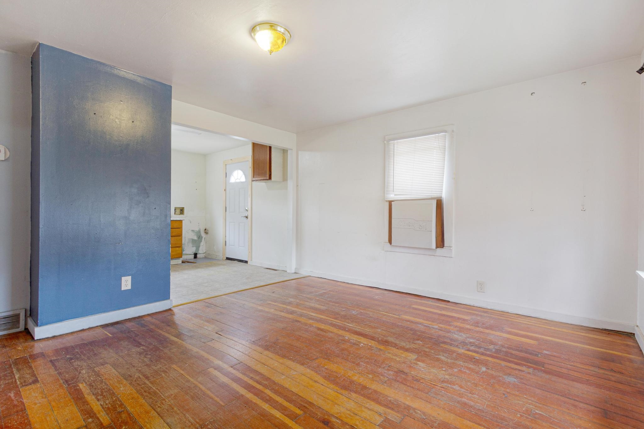 117 Laura Avenue Property Photo 3