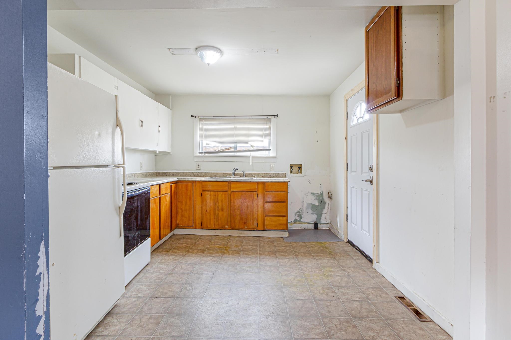 117 Laura Avenue Property Photo 6