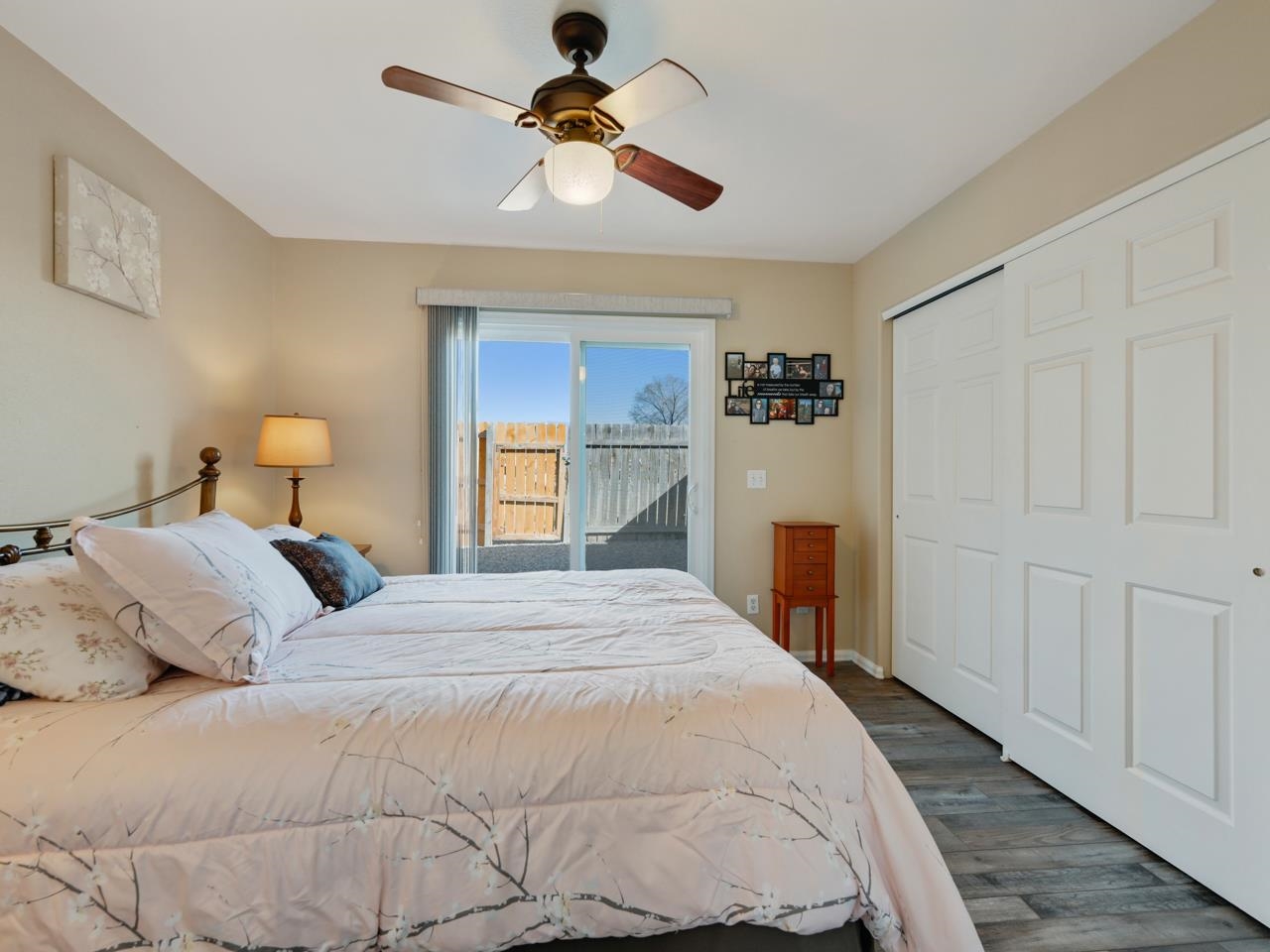 384 Sunnyside Circle Property Photo 11