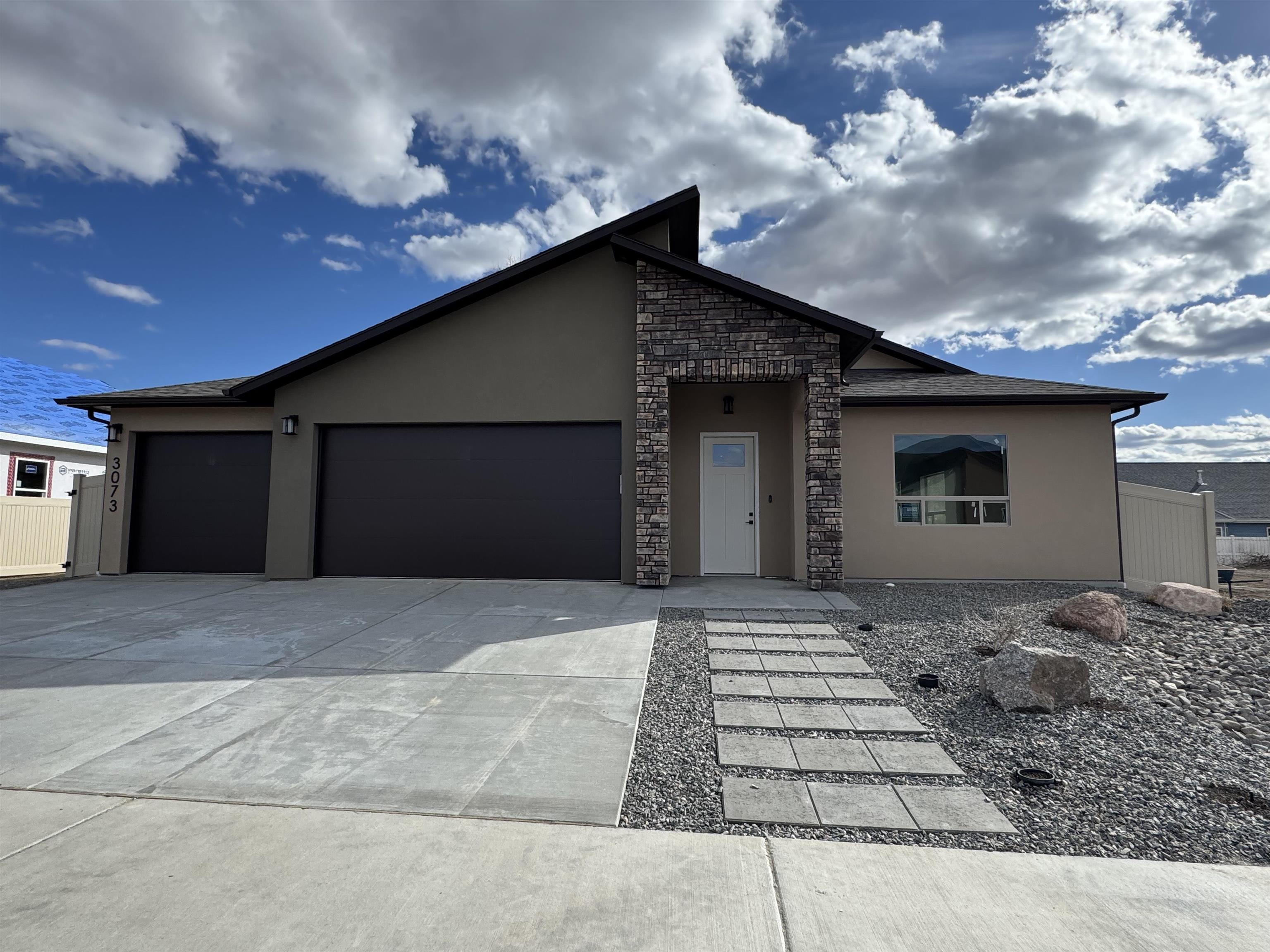 3073 Thunder Cloud Drive Property Photo