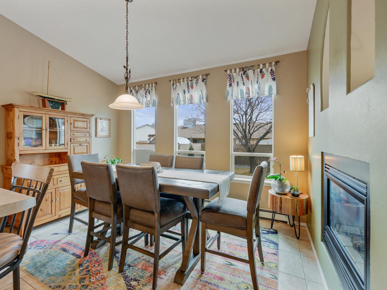 671 Silverplume Drive Property Photo 4