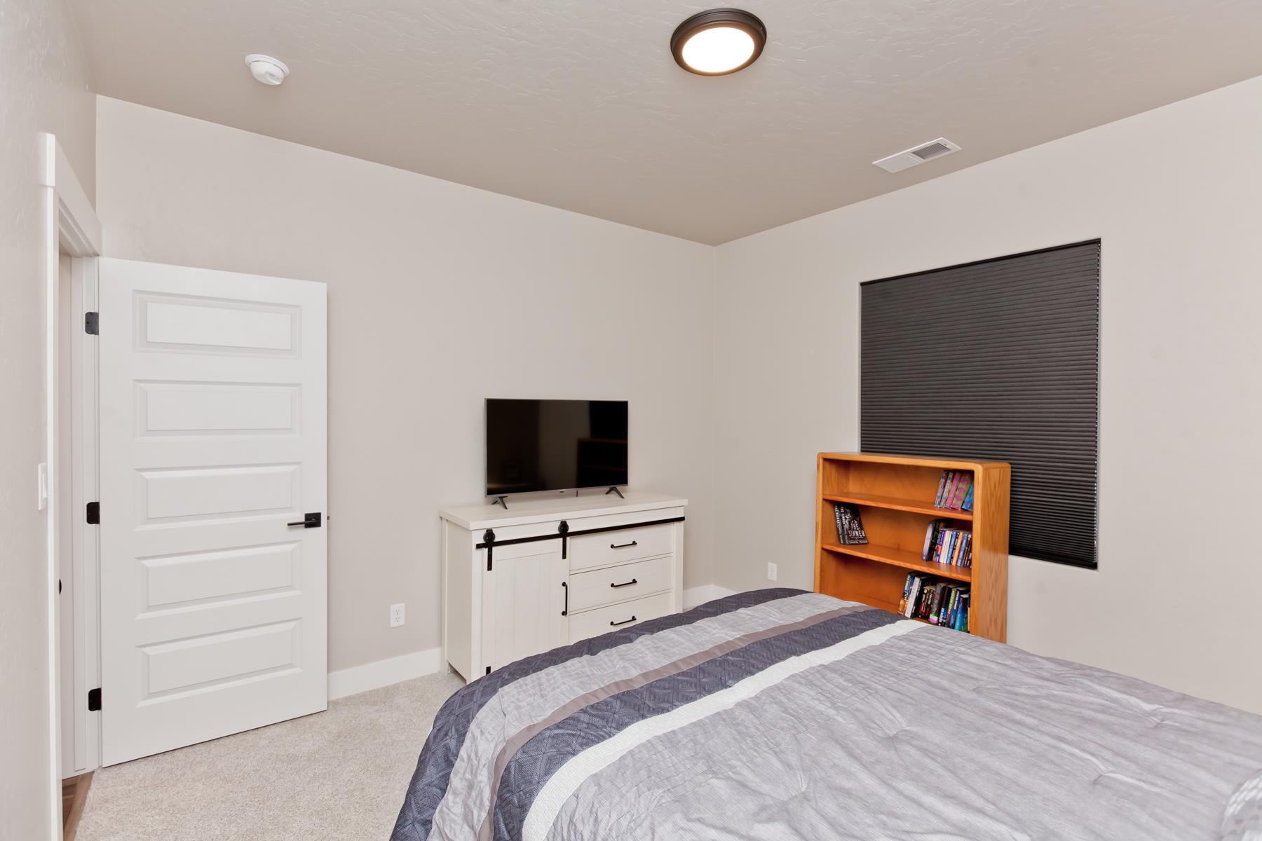 777 Snaffle Bit Street Property Photo 32