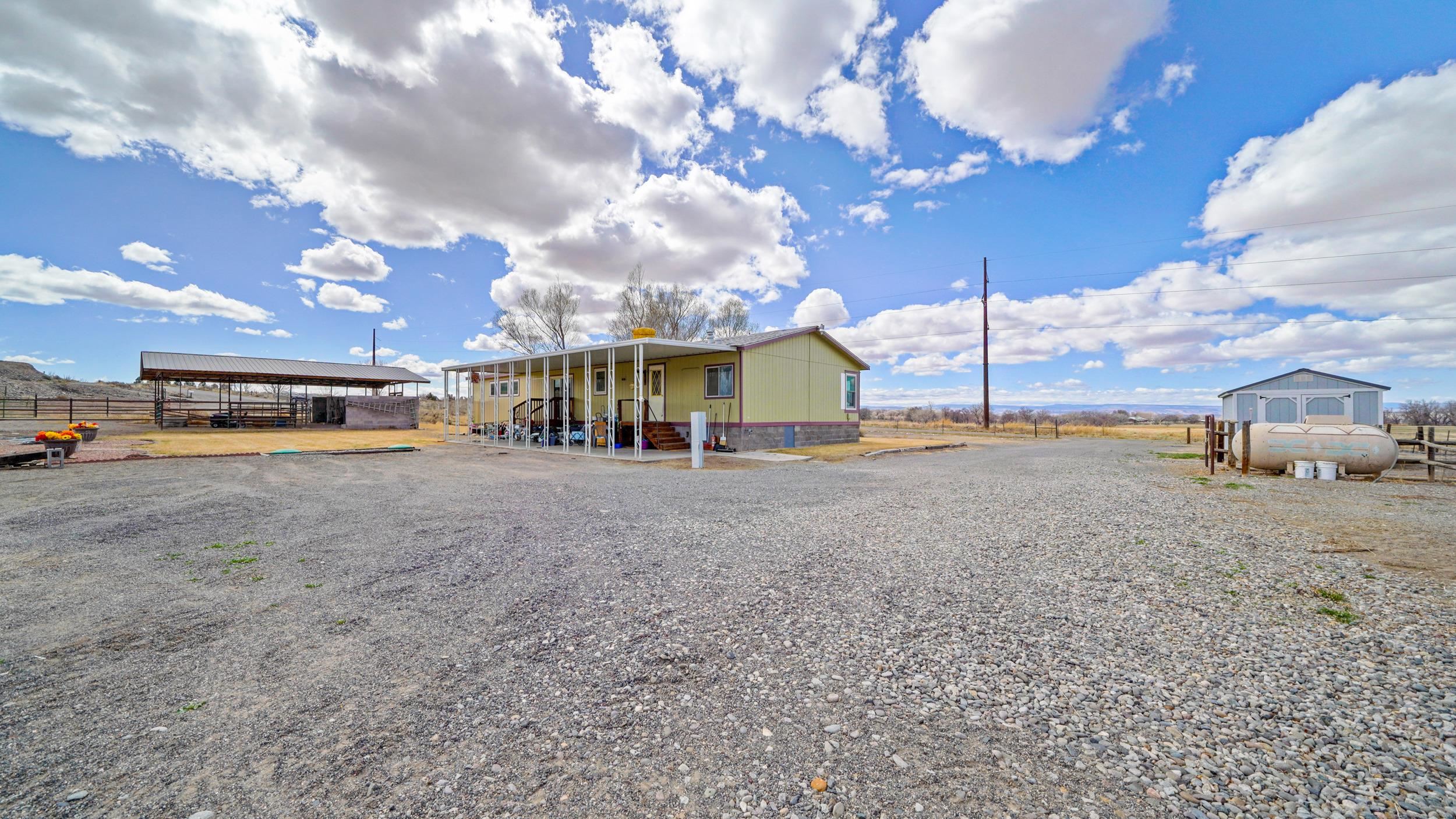 6668 1900 Road Property Photo 5