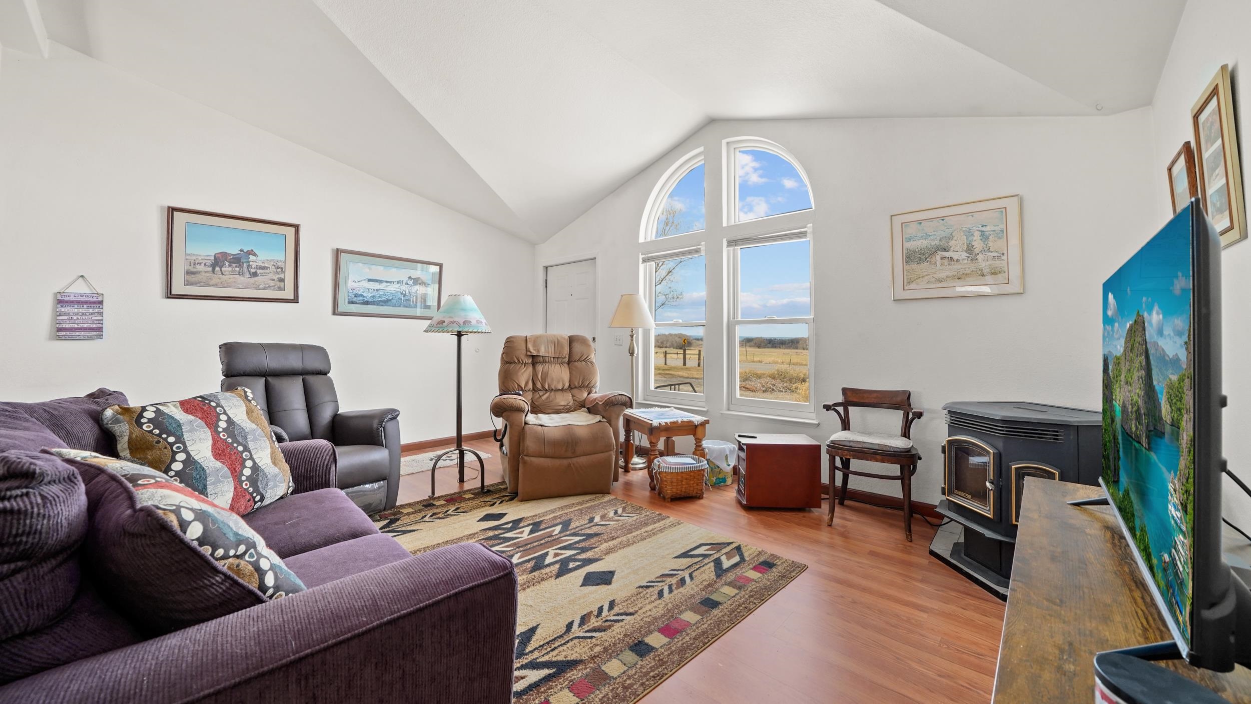 6668 1900 Road Property Photo 16