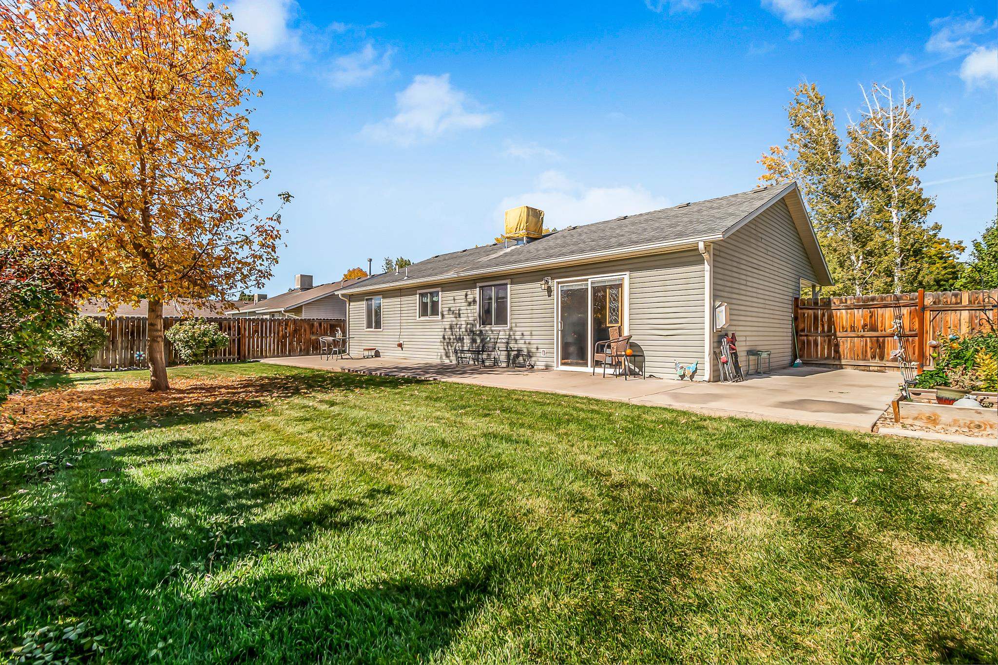 1290 Sagittarius Street Property Photo 4