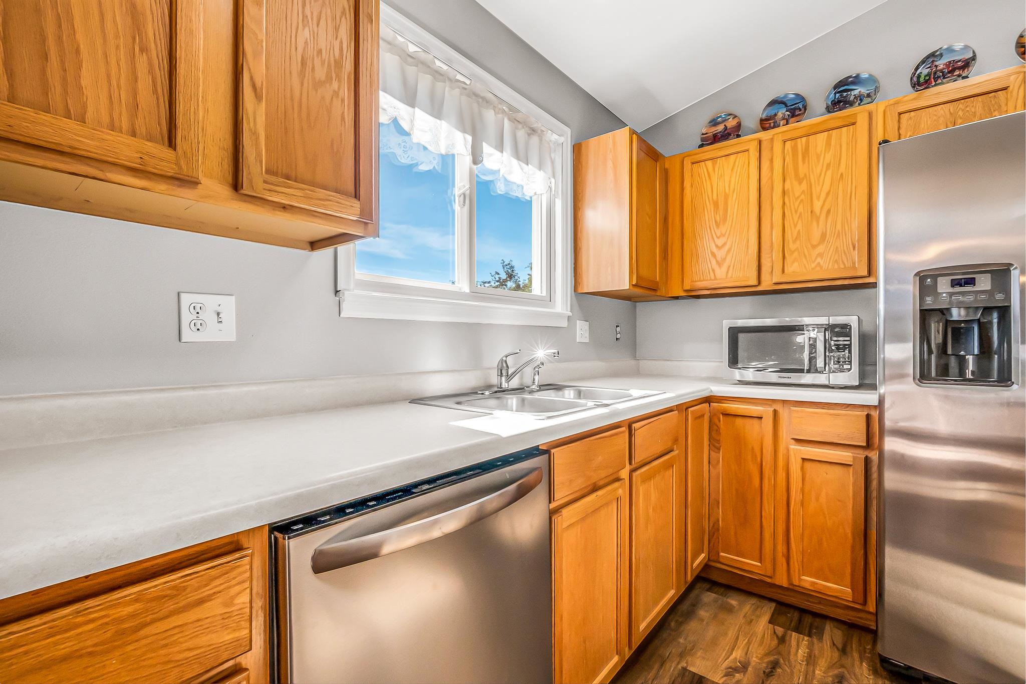 1290 Sagittarius Street Property Photo 10