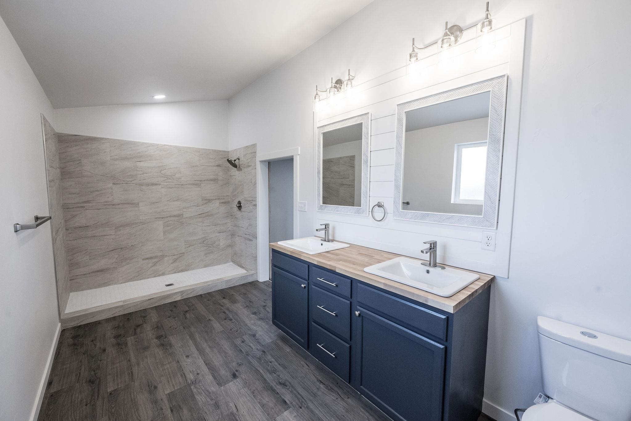 235 27 Road Property Photo 16