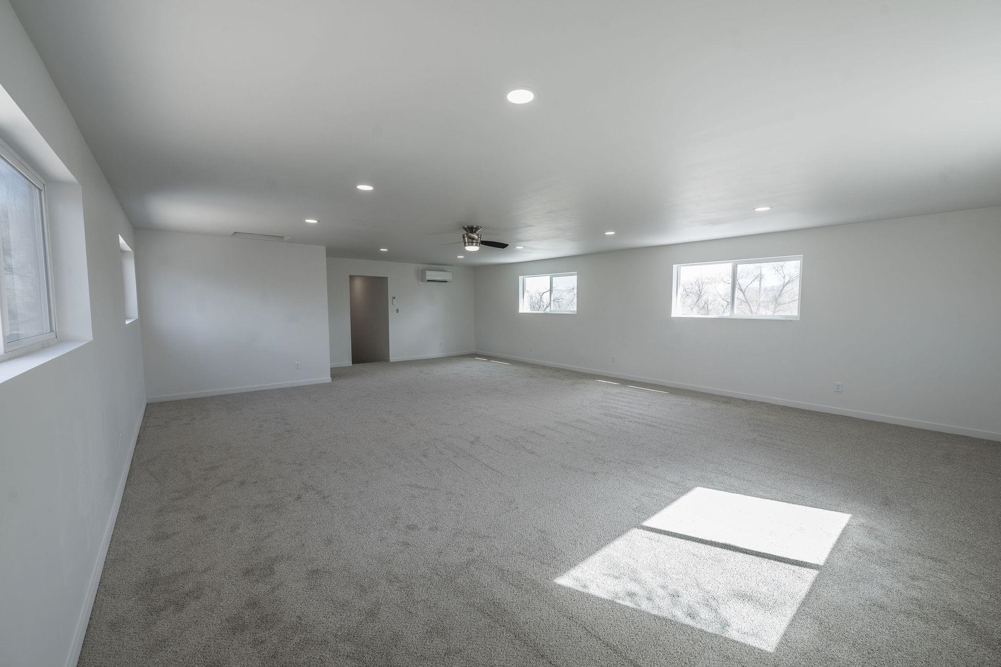 235 27 Road Property Photo 27