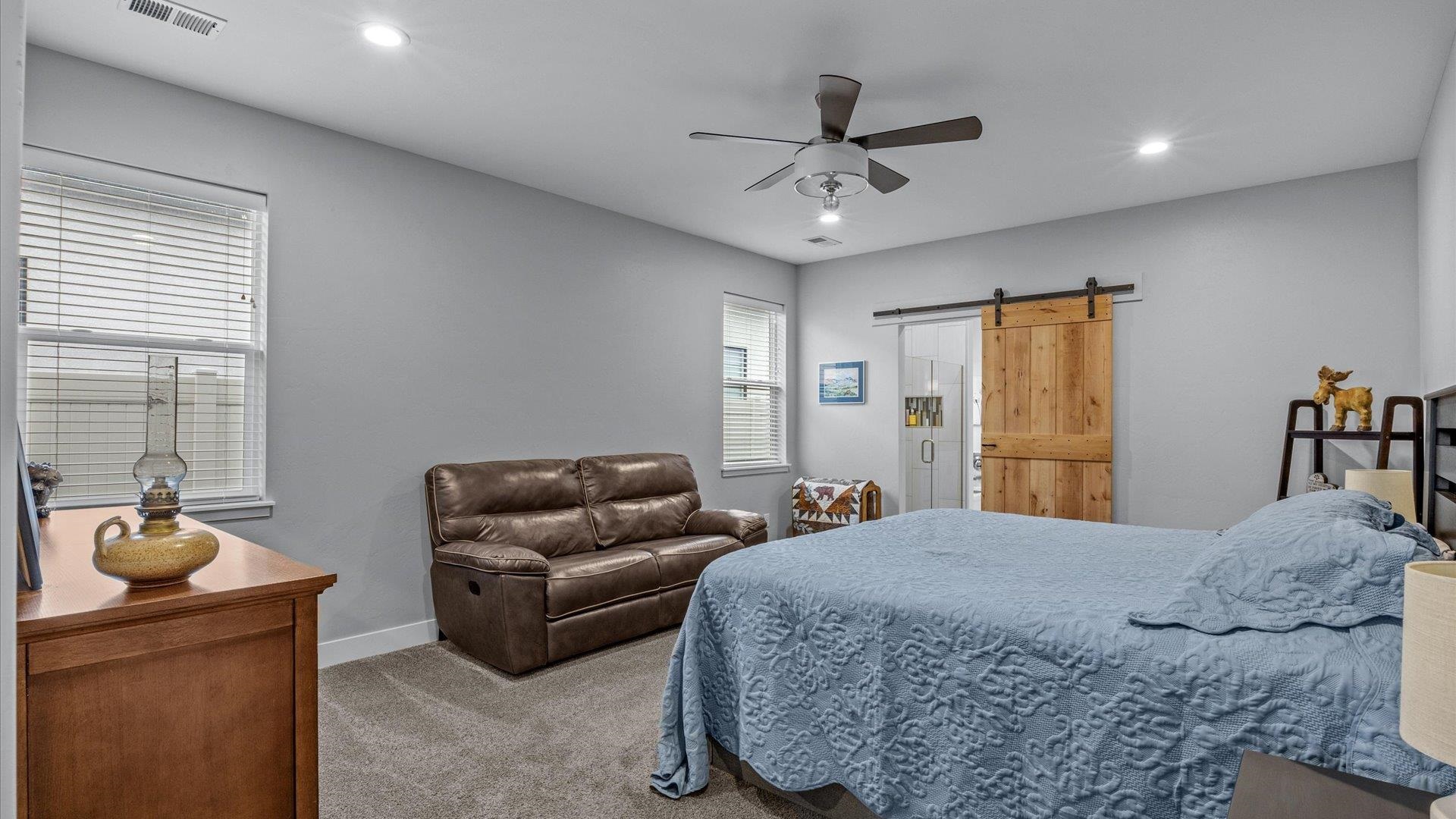 269 Mount Quandry Street Property Photo 17