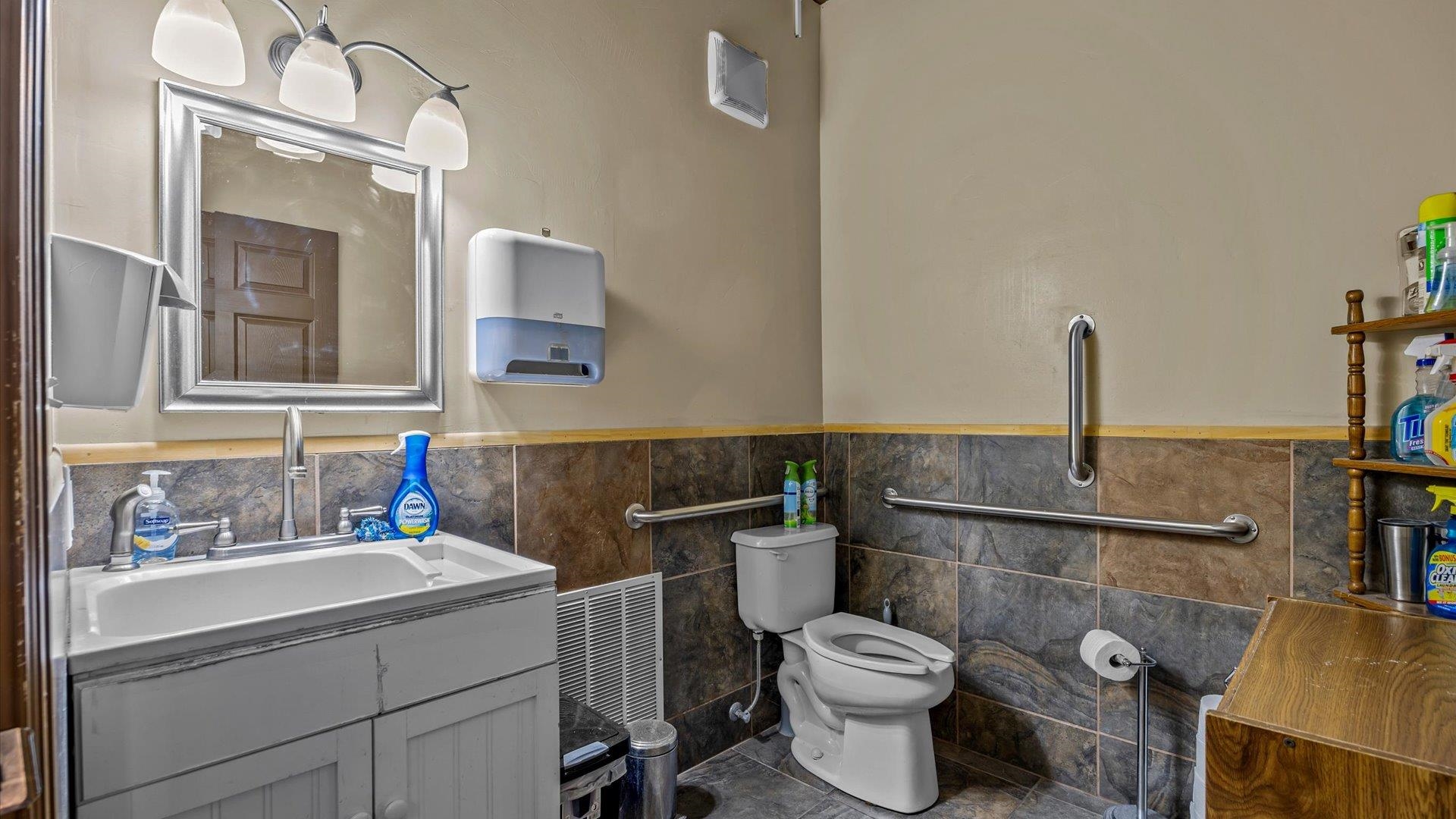 2678 S Highway 50 Property Photo 10