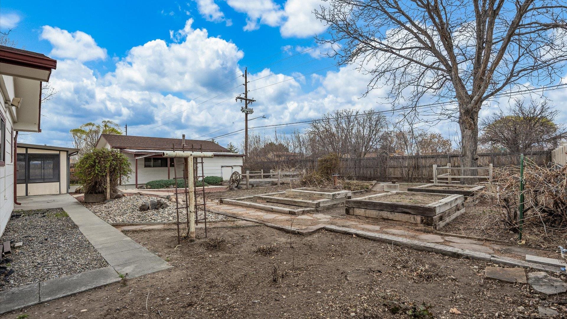 3018 N Ronlin Place Property Photo 31