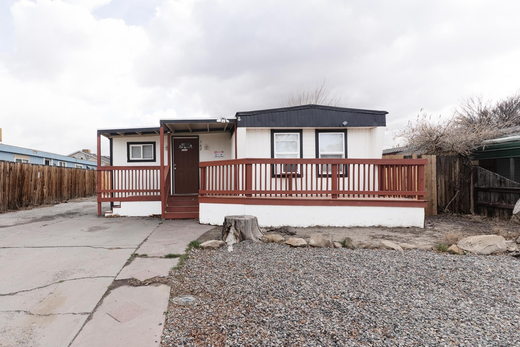 562 Eastwood Drive Property Photo
