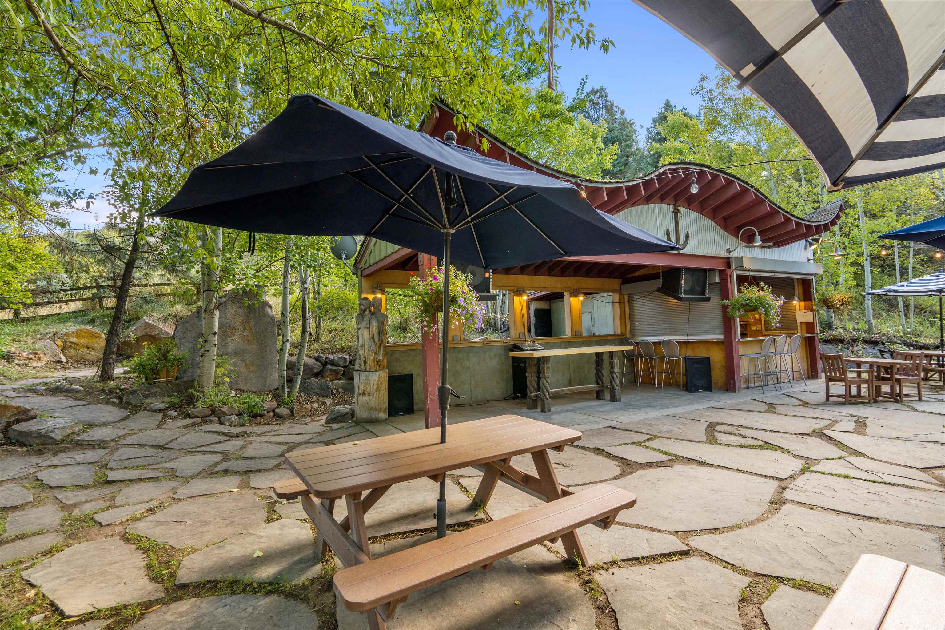 27190 Highway 6 Property Photo 23