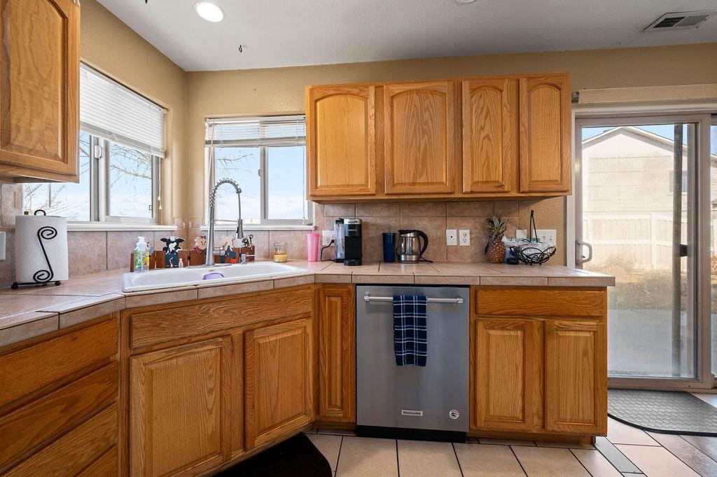 2860 B 3/4 Road Property Photo 10