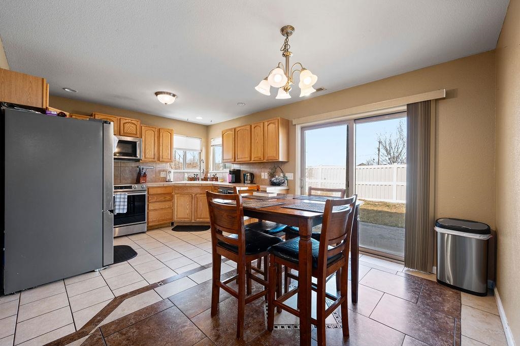 2860 B 3/4 Road Property Photo 12