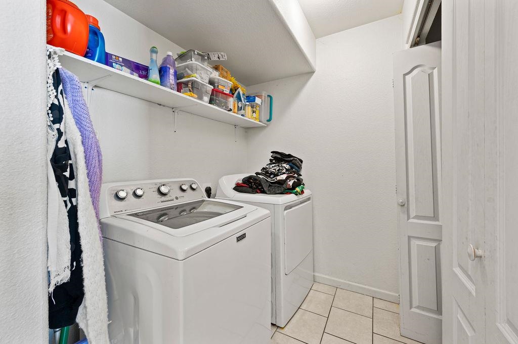 2860 B 3/4 Road Property Photo 16