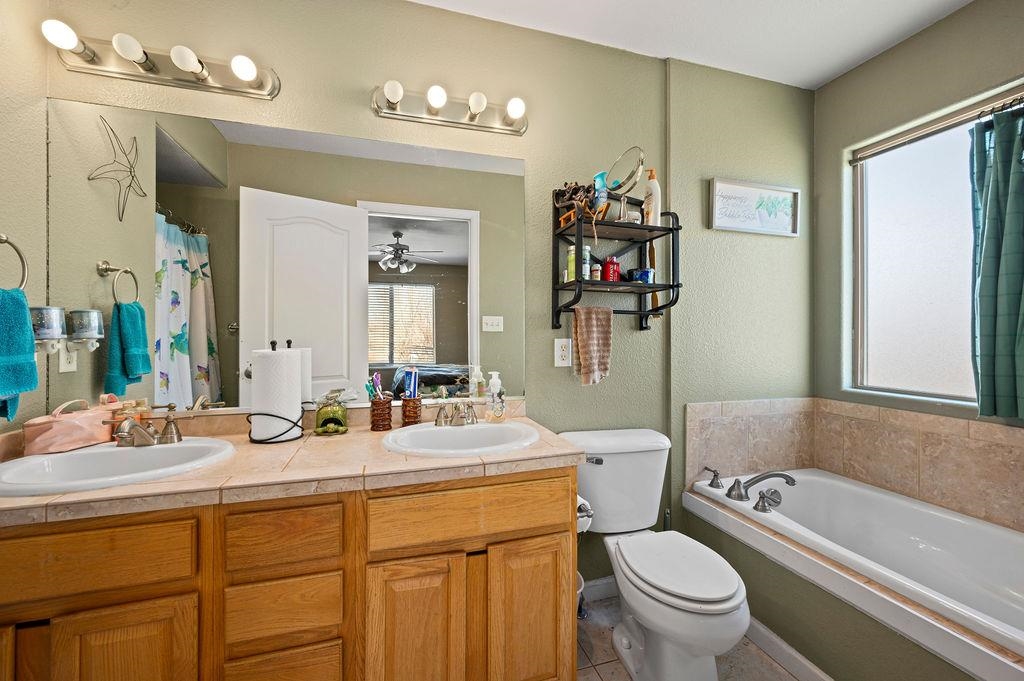 2860 B 3/4 Road Property Photo 23