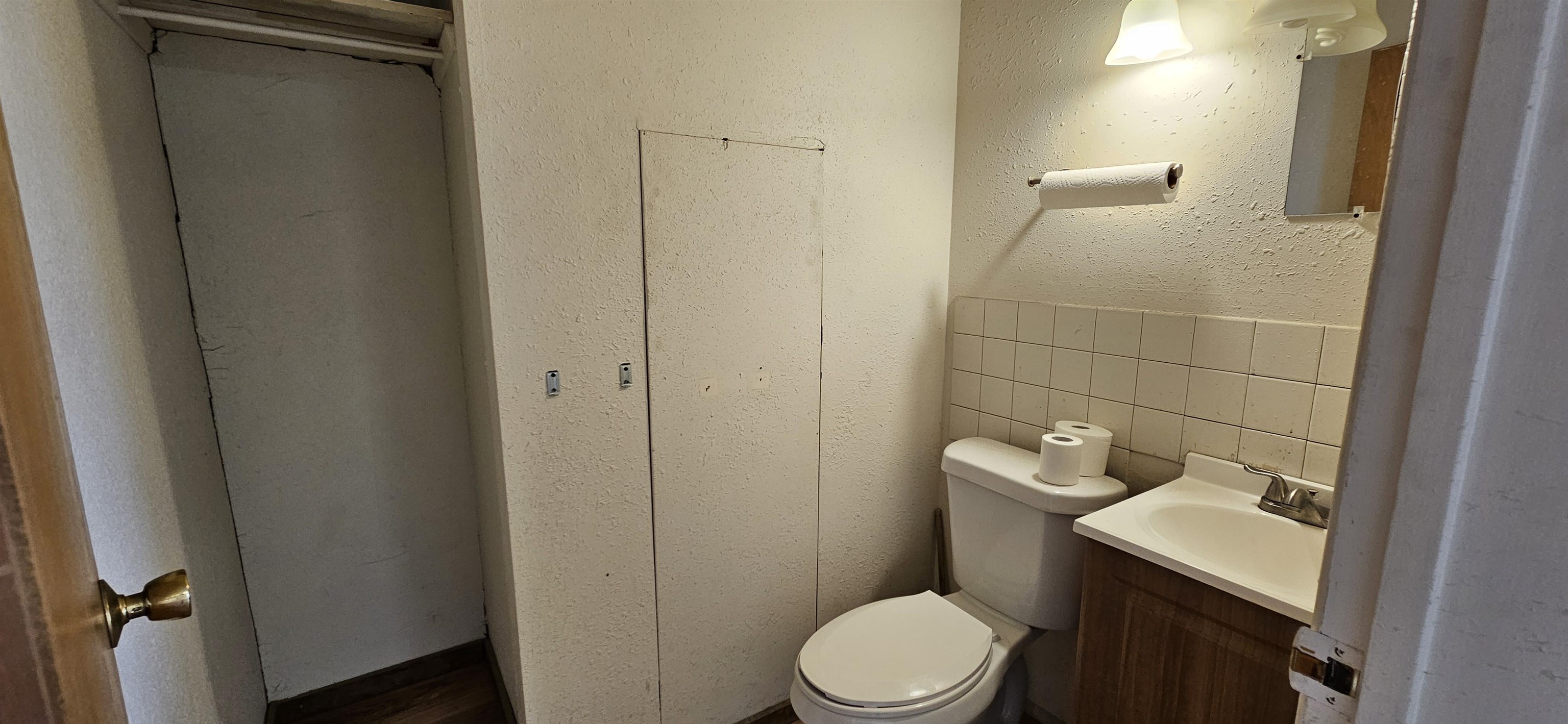2887 North Avenue Property Photo 15