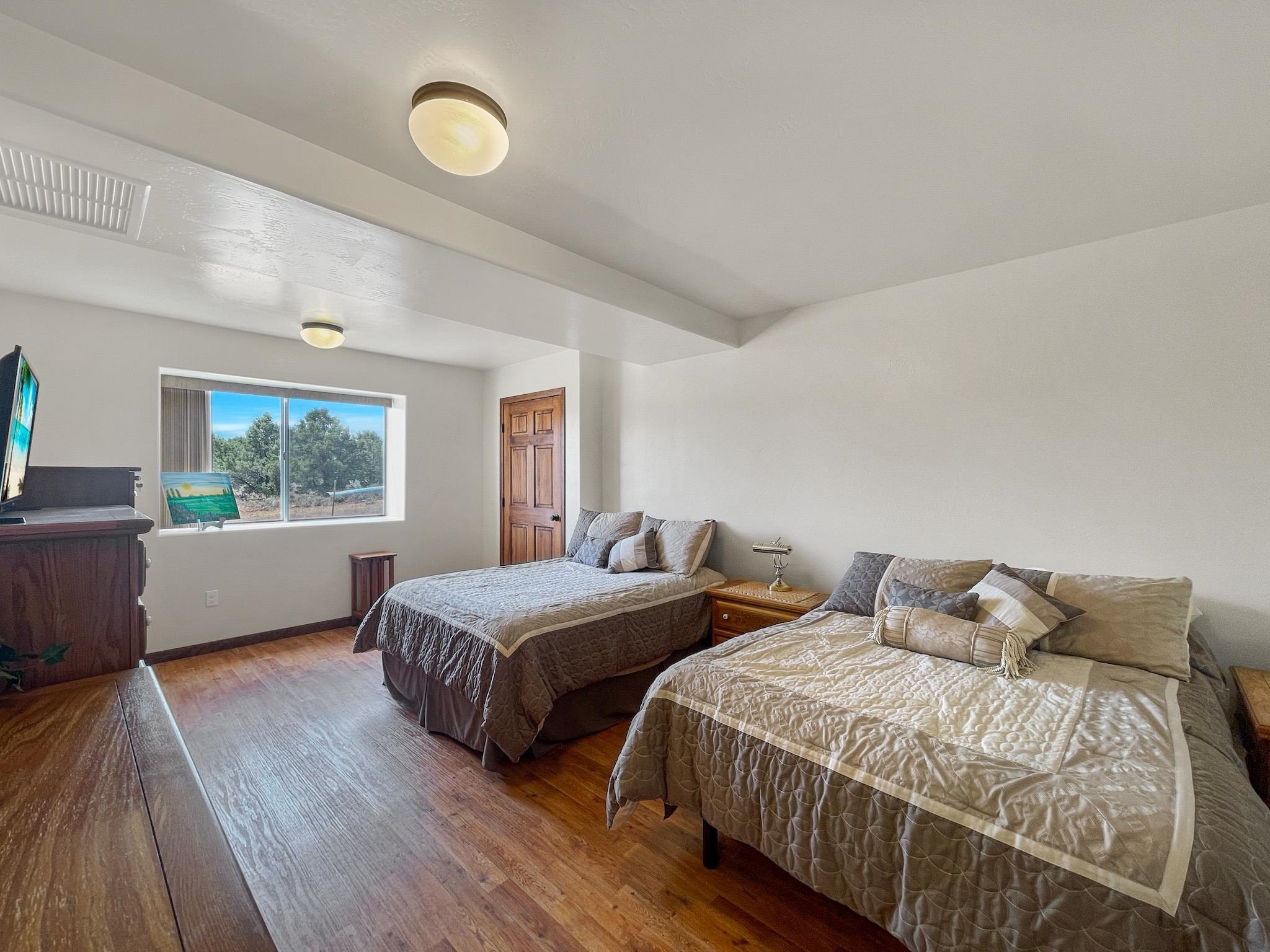 2984 Black Canyon Road Property Photo 22